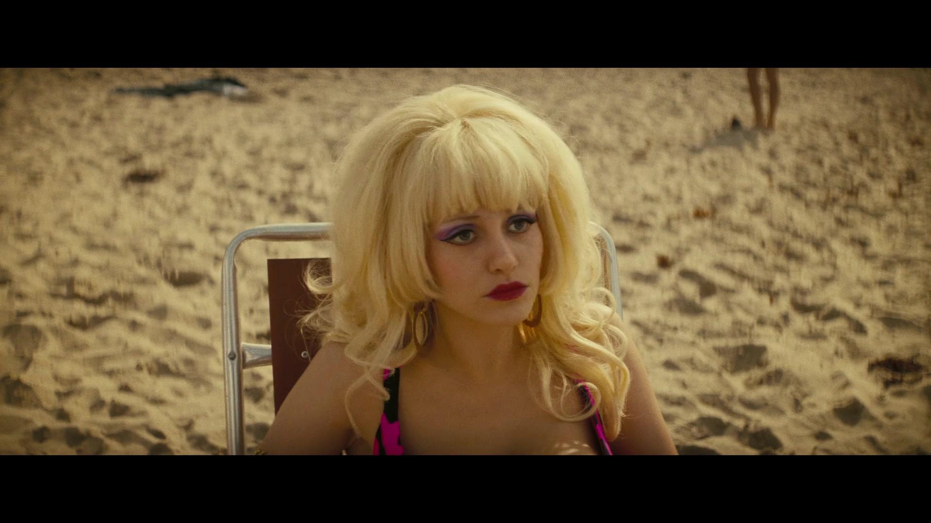 Angelyne_S01E03_Glow_in_the_Dark_Queen_of_the_Universe_1080p_ERW_001826.jpg