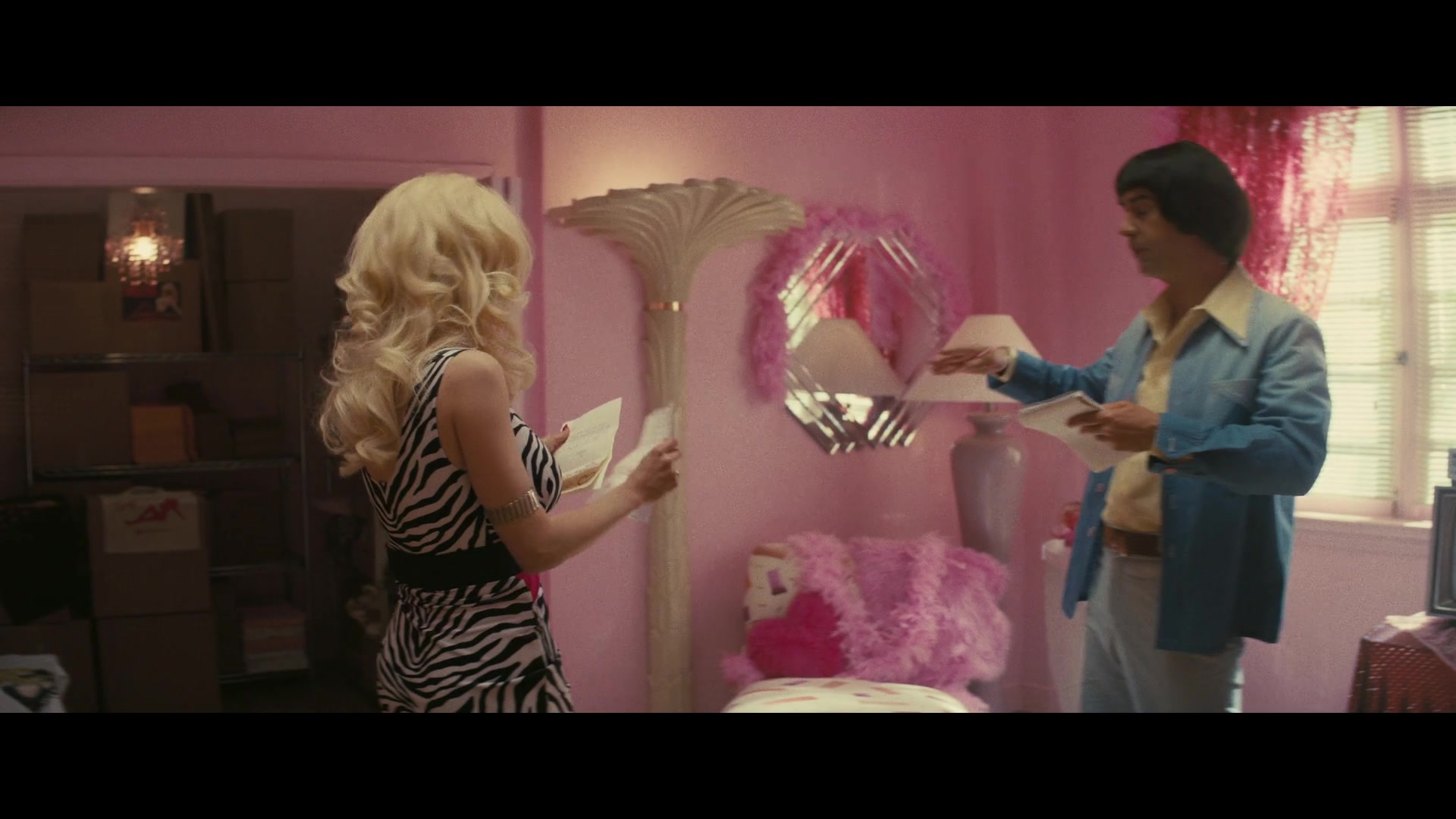 Angelyne_S01E03_Glow_in_the_Dark_Queen_of_the_Universe_1080p_ERW_001903.jpg