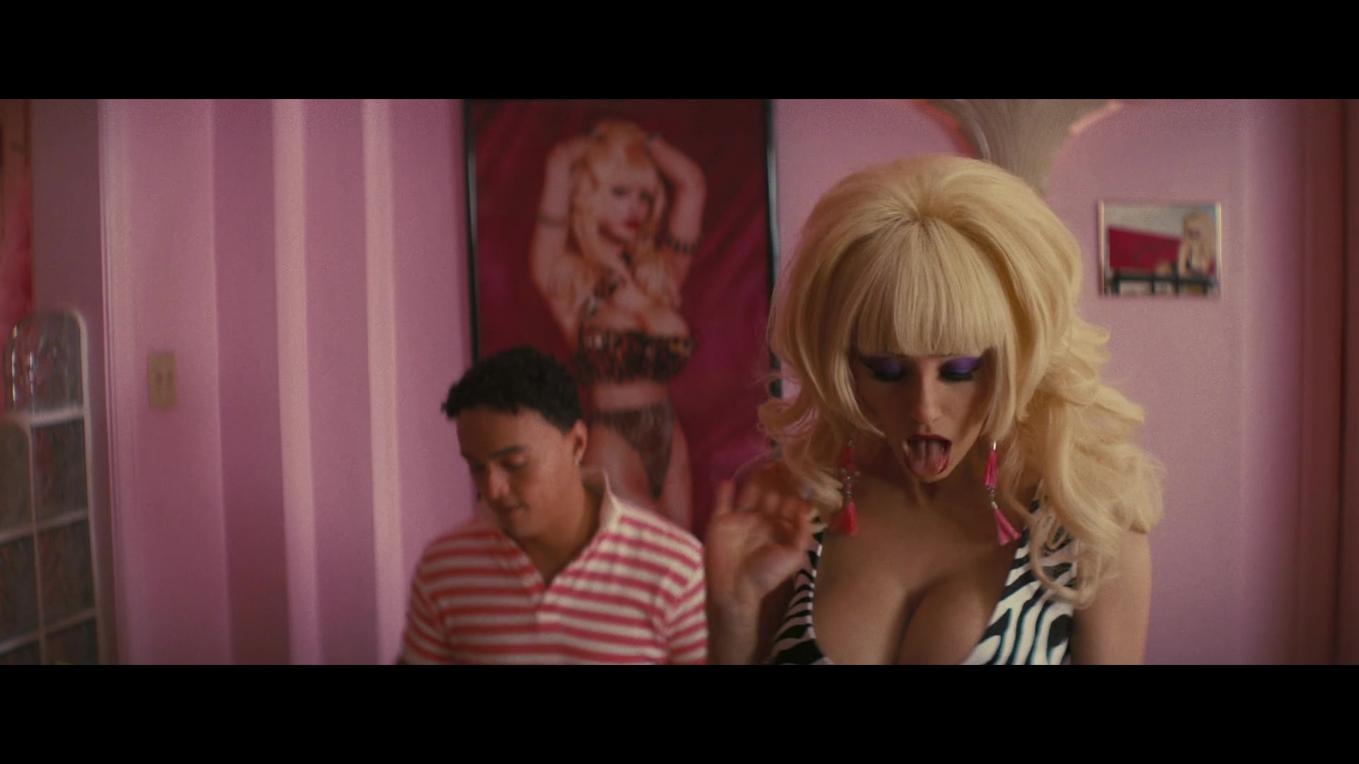 Angelyne_S01E03_Glow_in_the_Dark_Queen_of_the_Universe_1080p_ERW_002082.jpg
