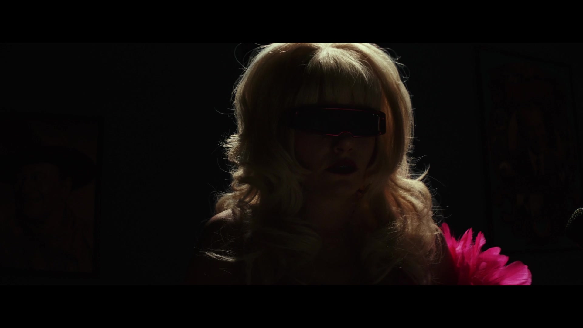 Angelyne_S01E03_Glow_in_the_Dark_Queen_of_the_Universe_1080p_ERW_002634.jpg