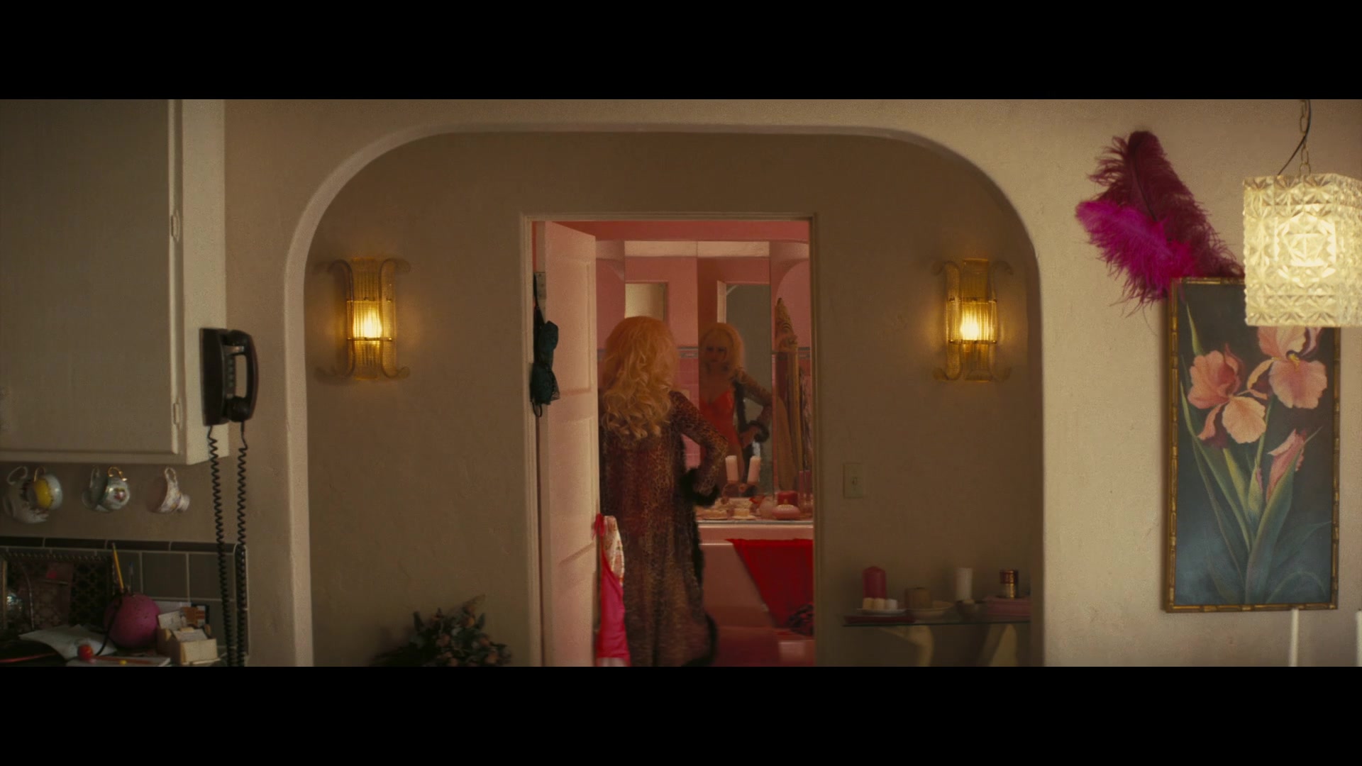 Angelyne_S01E03_Glow_in_the_Dark_Queen_of_the_Universe_1080p_ERW_003034.jpg