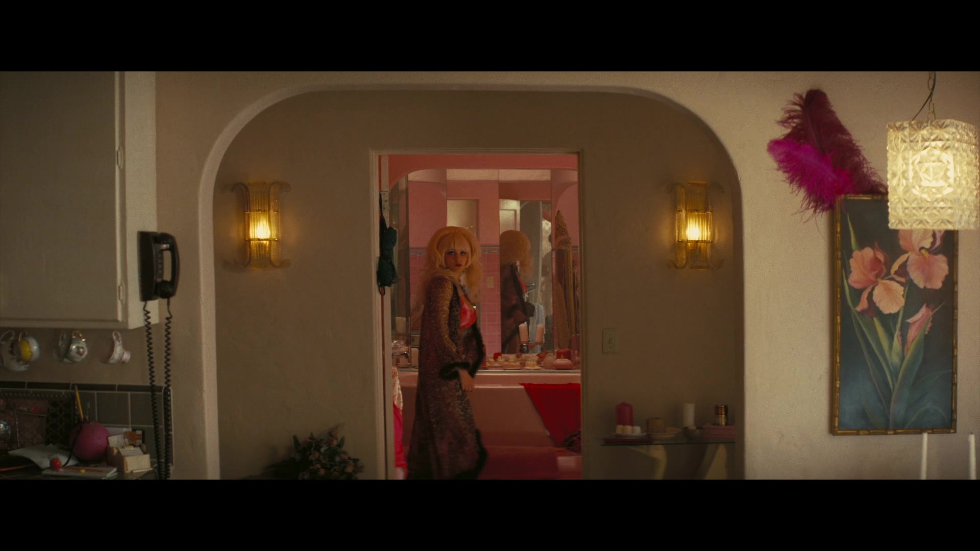 Angelyne_S01E03_Glow_in_the_Dark_Queen_of_the_Universe_1080p_ERW_003061.jpg