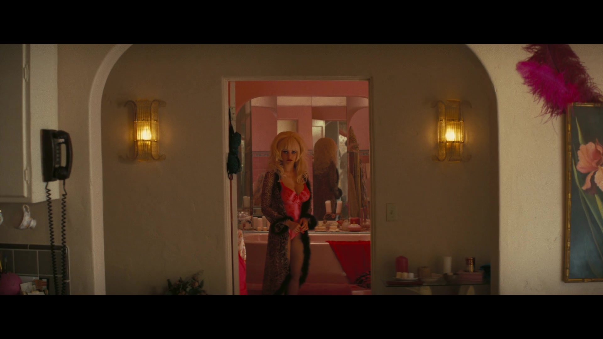 Angelyne_S01E03_Glow_in_the_Dark_Queen_of_the_Universe_1080p_ERW_003070.jpg