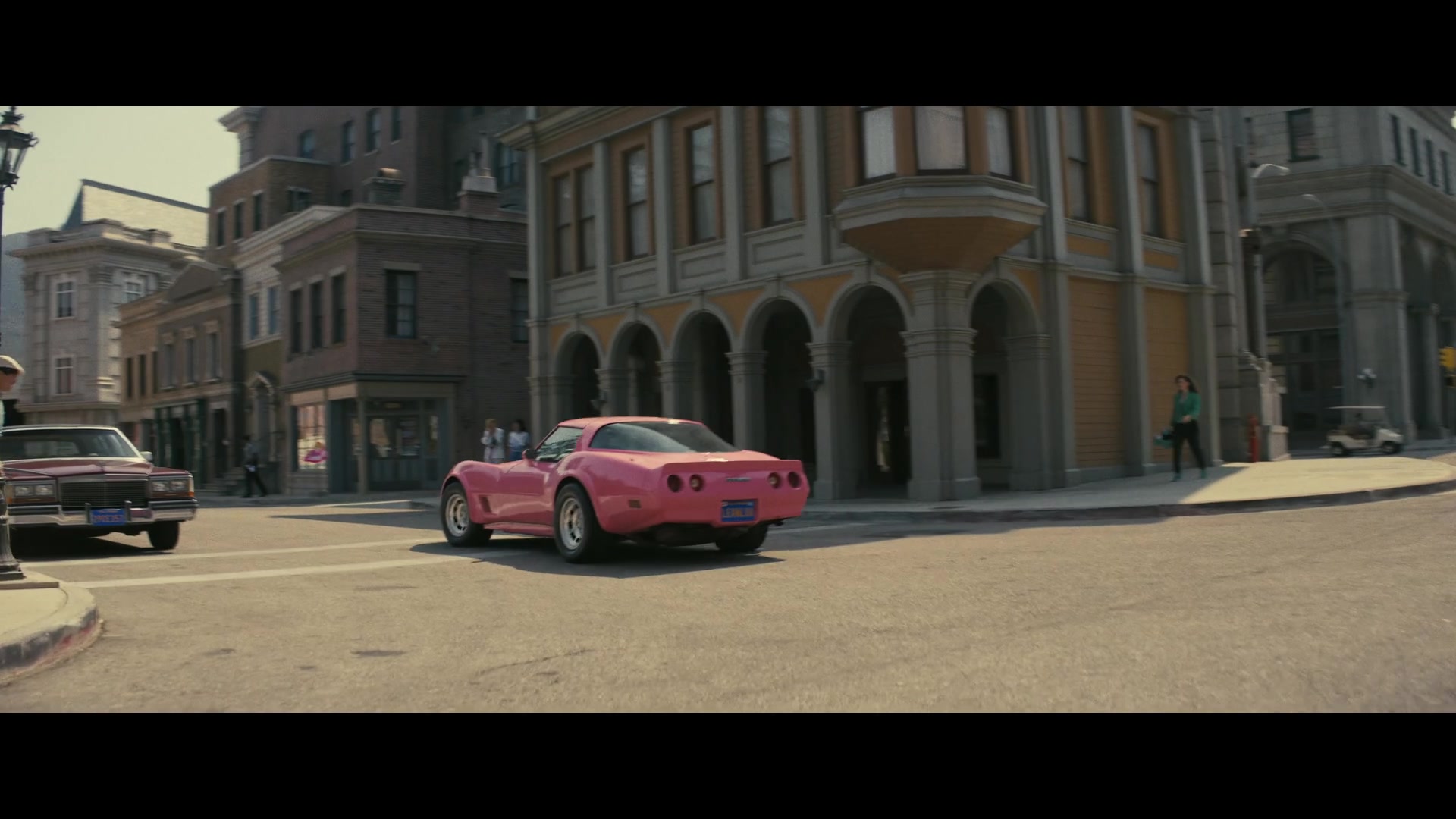 Angelyne_S01E03_Glow_in_the_Dark_Queen_of_the_Universe_1080p_ERW_003681.jpg