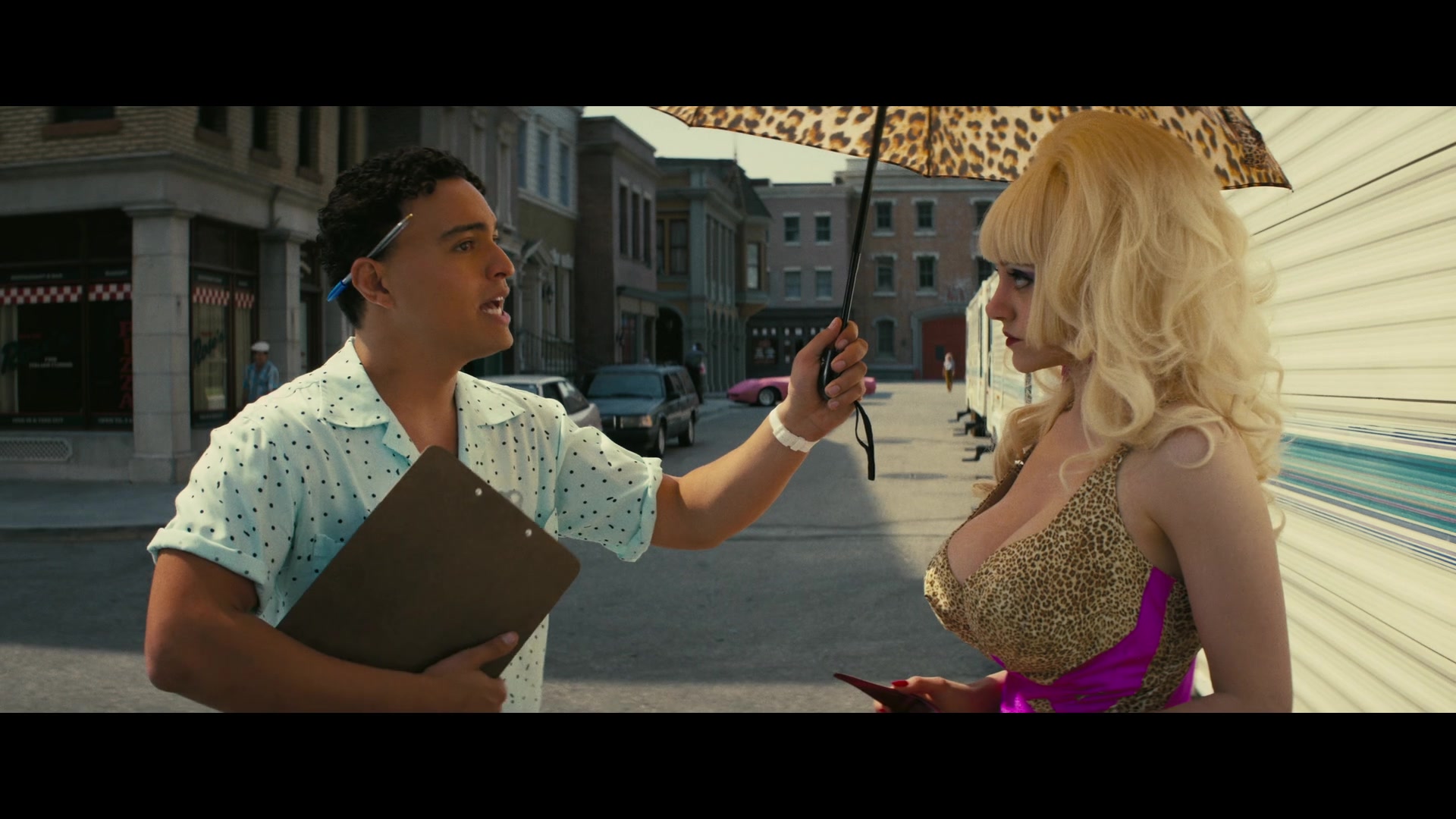Angelyne_S01E03_Glow_in_the_Dark_Queen_of_the_Universe_1080p_ERW_003878.jpg