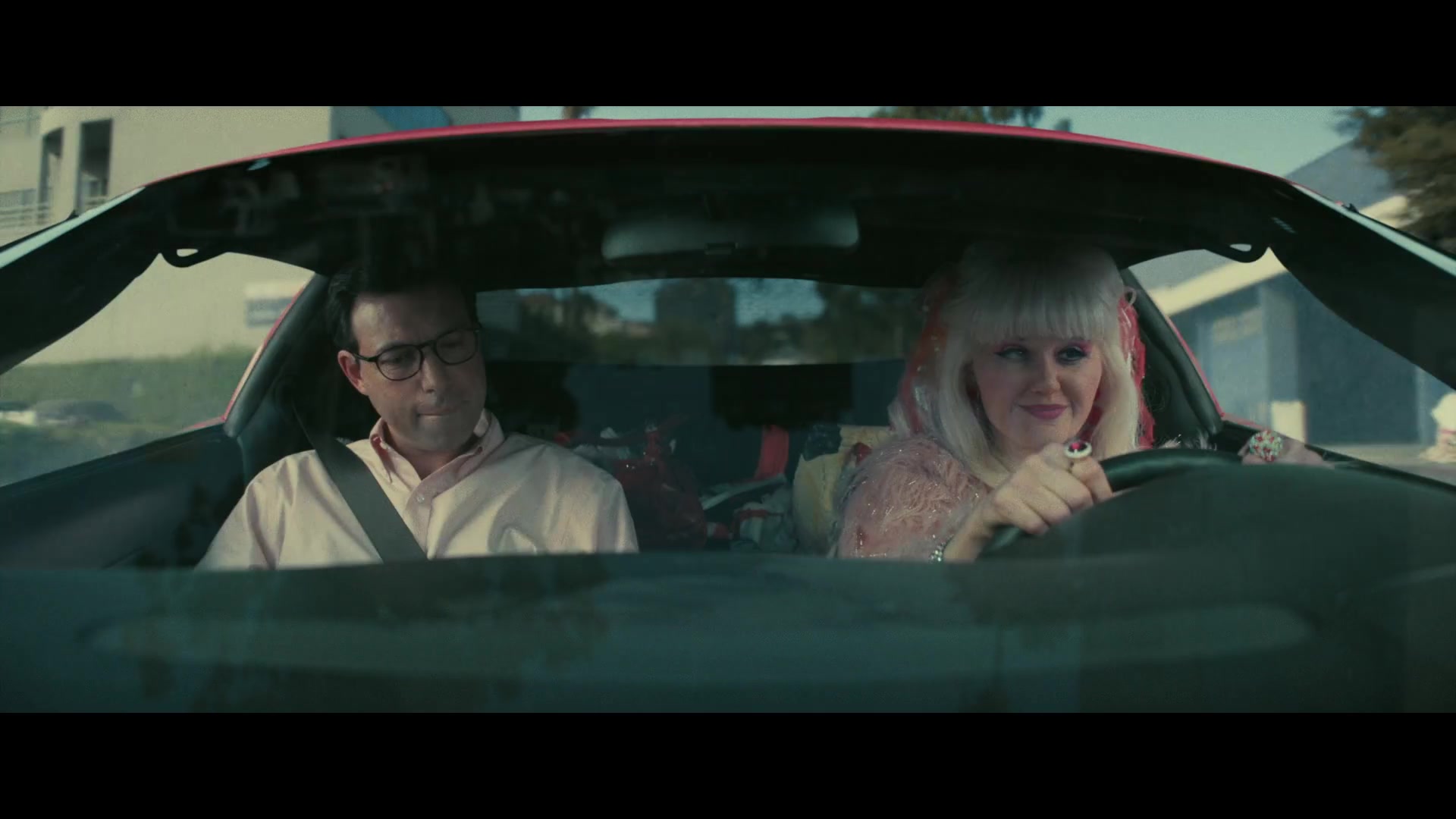 Angelyne_S01E03_Glow_in_the_Dark_Queen_of_the_Universe_1080p_ERW_004330.jpg