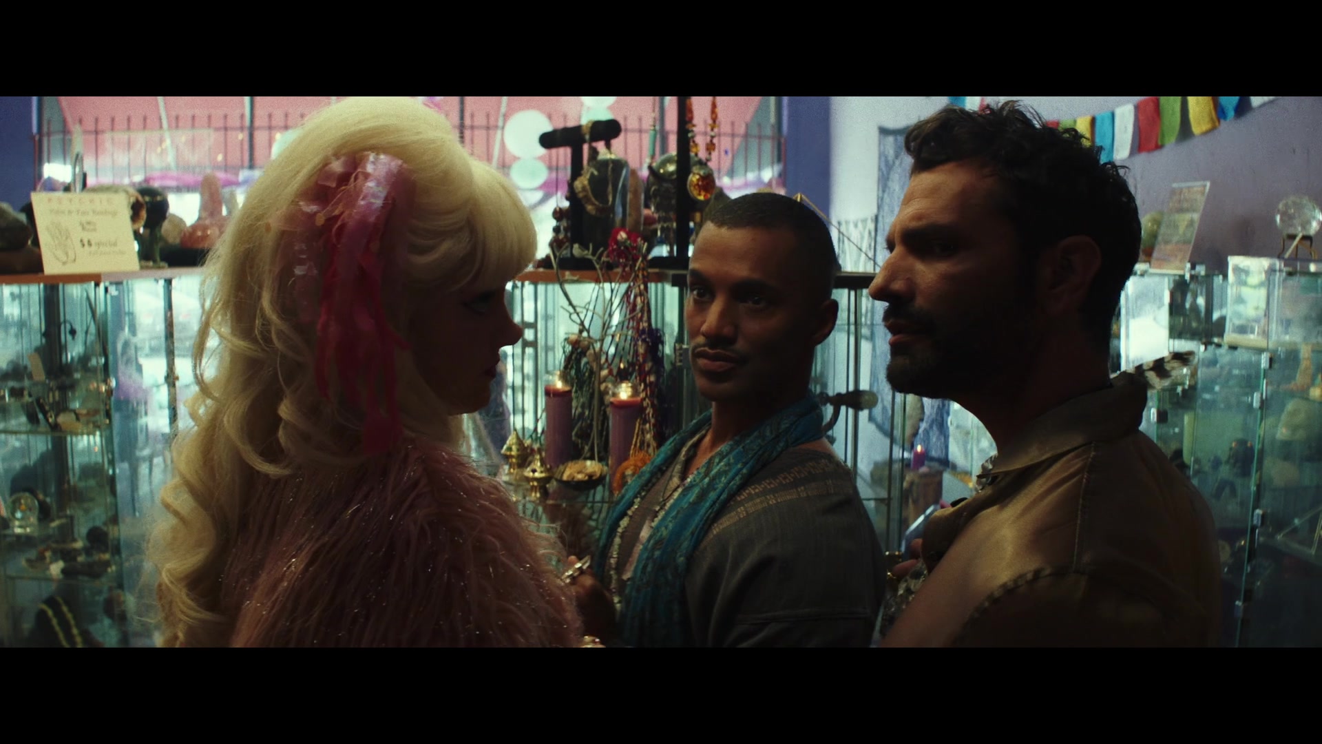 Angelyne_S01E03_Glow_in_the_Dark_Queen_of_the_Universe_1080p_ERW_004453.jpg