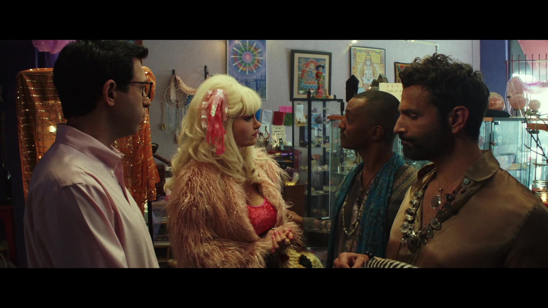 Angelyne_S01E03_Glow_in_the_Dark_Queen_of_the_Universe_1080p_ERW_004505.jpg