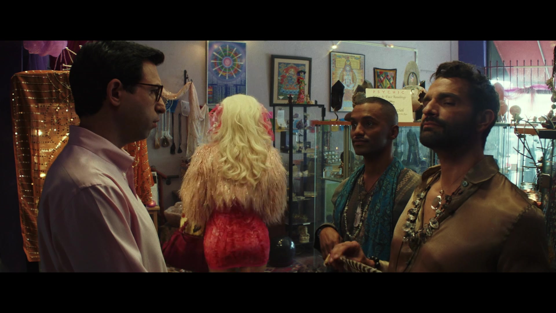 Angelyne_S01E03_Glow_in_the_Dark_Queen_of_the_Universe_1080p_ERW_004518.jpg