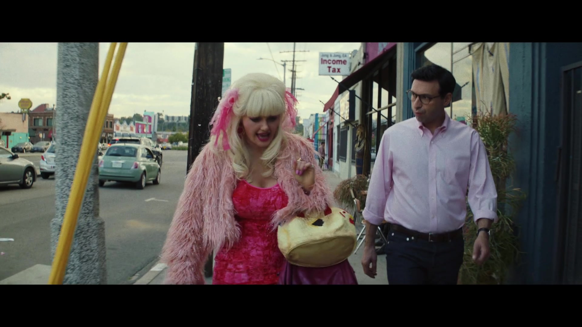Angelyne_S01E03_Glow_in_the_Dark_Queen_of_the_Universe_1080p_ERW_004582.jpg