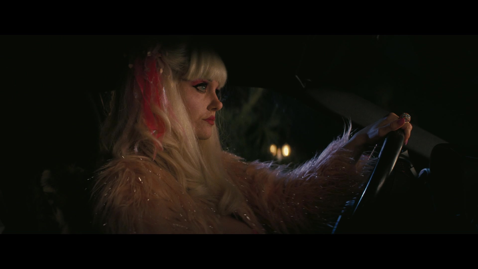 Angelyne_S01E03_Glow_in_the_Dark_Queen_of_the_Universe_1080p_ERW_004728.jpg