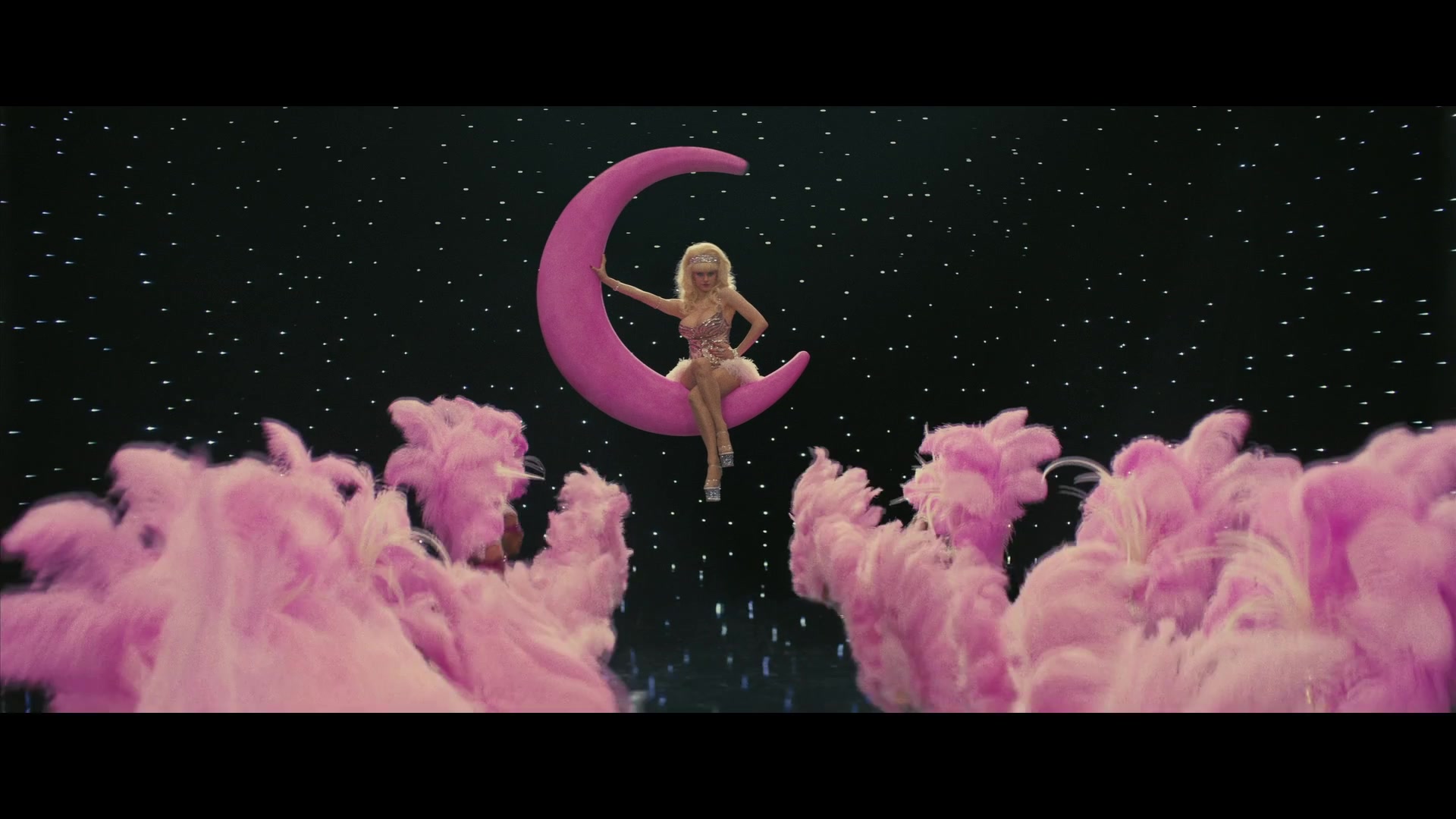 Angelyne_S01E03_Glow_in_the_Dark_Queen_of_the_Universe_1080p_ERW_005073.jpg