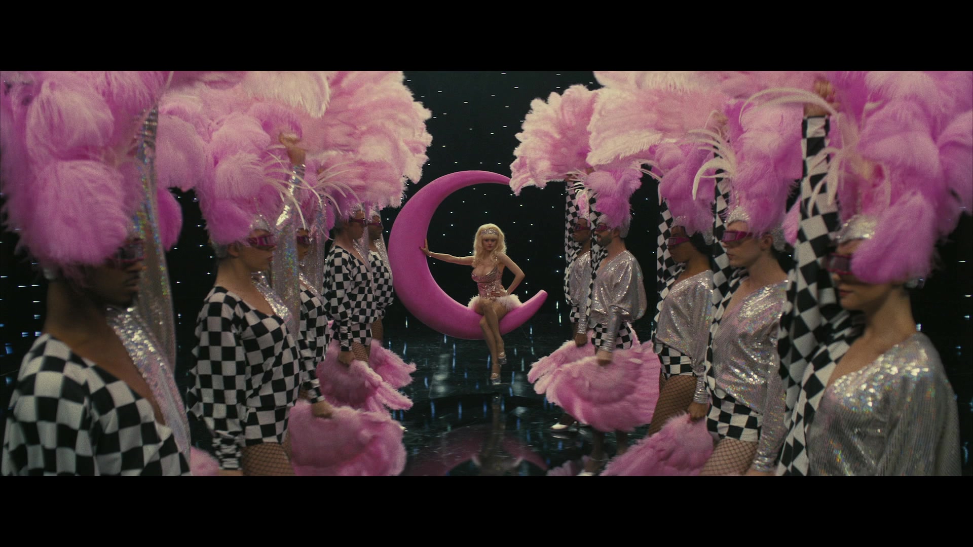 Angelyne_S01E03_Glow_in_the_Dark_Queen_of_the_Universe_1080p_ERW_005116.jpg