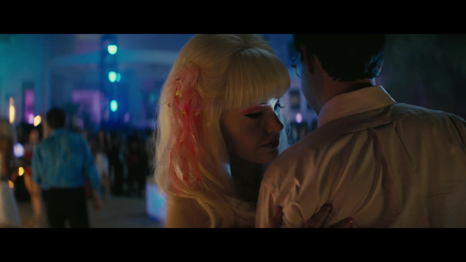Angelyne_S01E03_Glow_in_the_Dark_Queen_of_the_Universe_1080p_ERW_005266.jpg