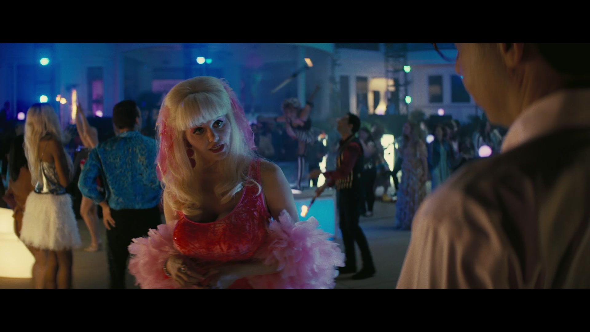 Angelyne_S01E03_Glow_in_the_Dark_Queen_of_the_Universe_1080p_ERW_005324.jpg