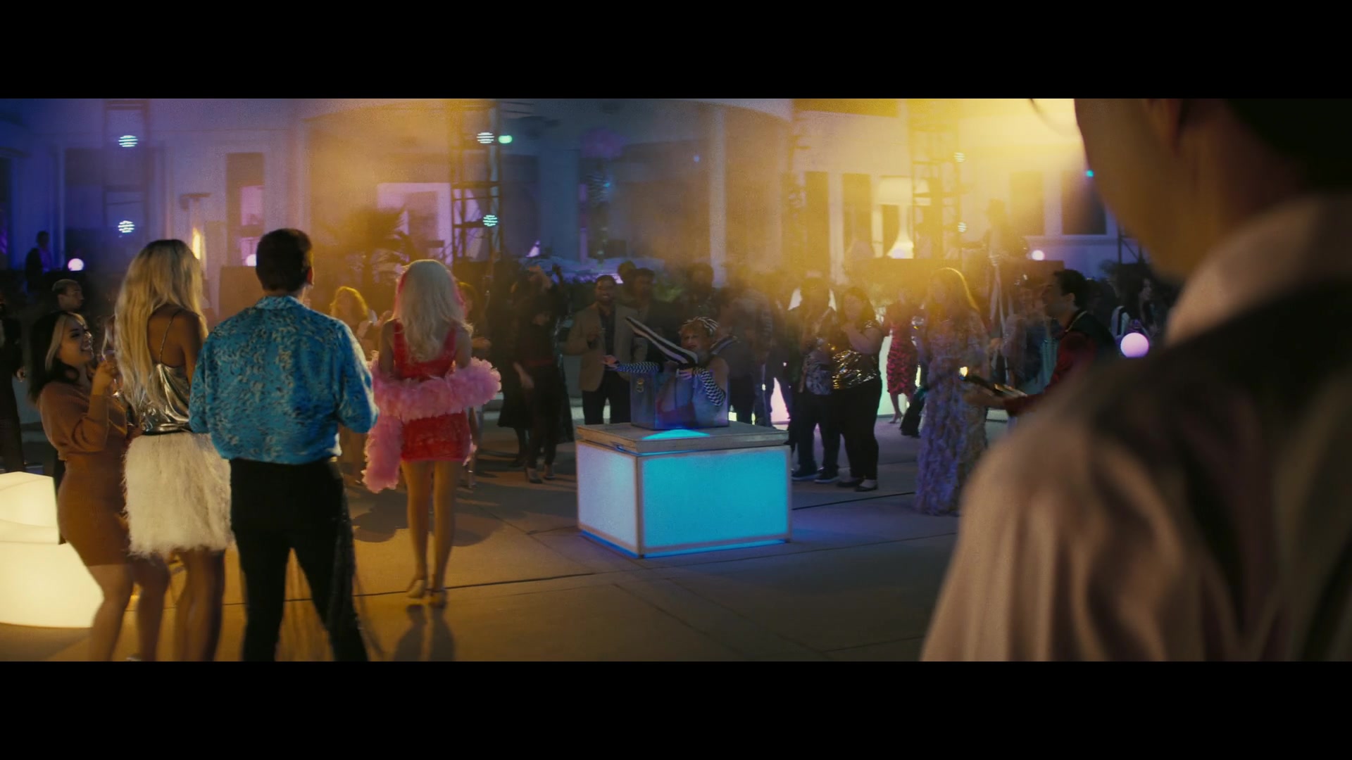 Angelyne_S01E03_Glow_in_the_Dark_Queen_of_the_Universe_1080p_ERW_005352.jpg