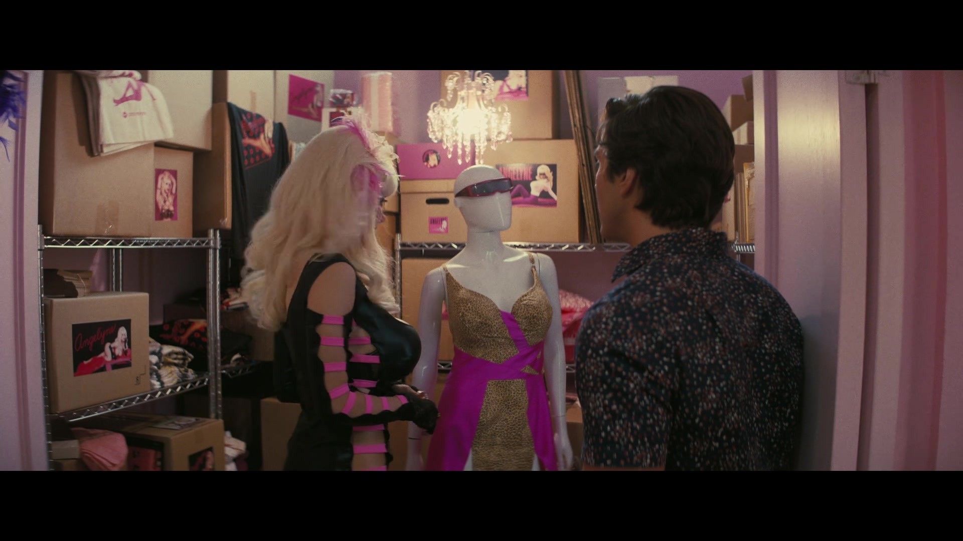 Angelyne_S01E04_The_Tease_1080p_ERW_000893.jpg