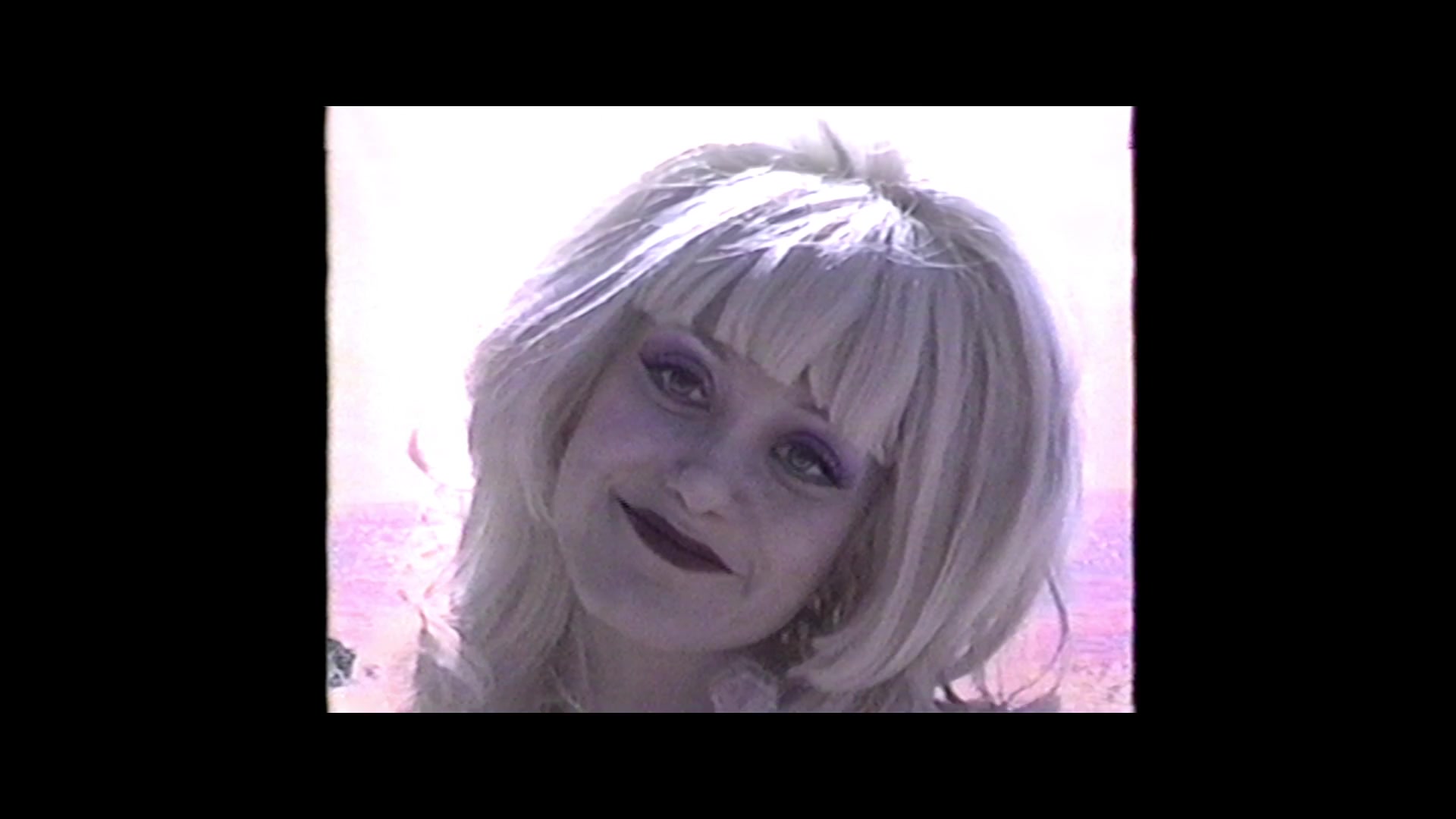 Angelyne_S01E04_The_Tease_1080p_ERW_001561.jpg Angelyne_S01E04_The_Tease_1080p_ERW_001561.jpg