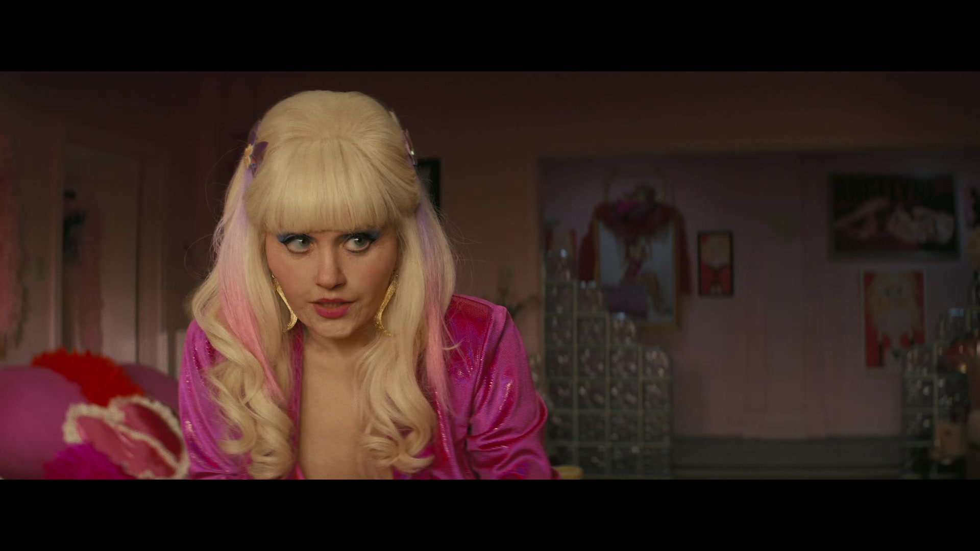 Angelyne_S01E04_The_Tease_1080p_ERW_002042.jpg