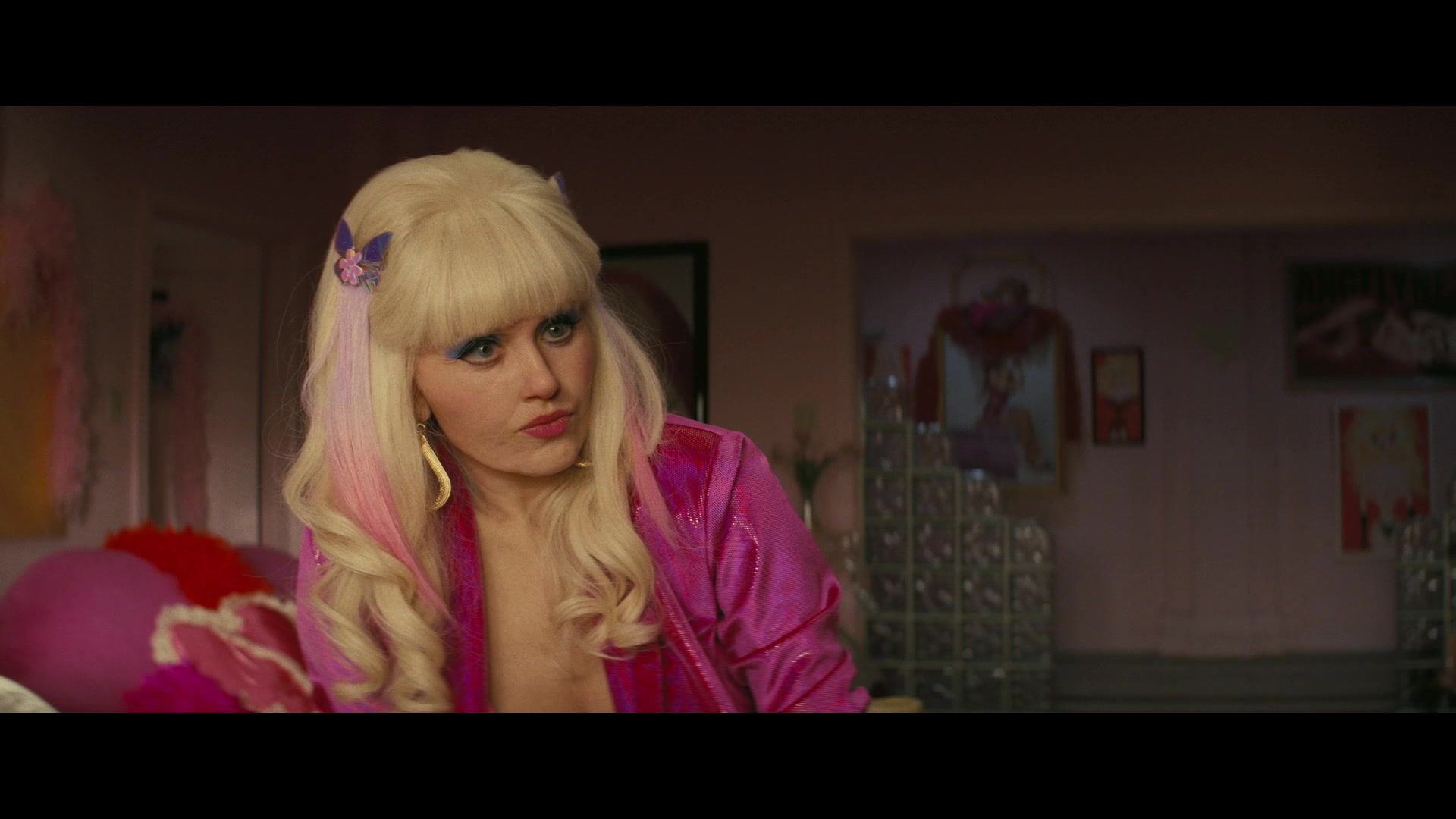 Angelyne_S01E04_The_Tease_1080p_ERW_002062.jpg