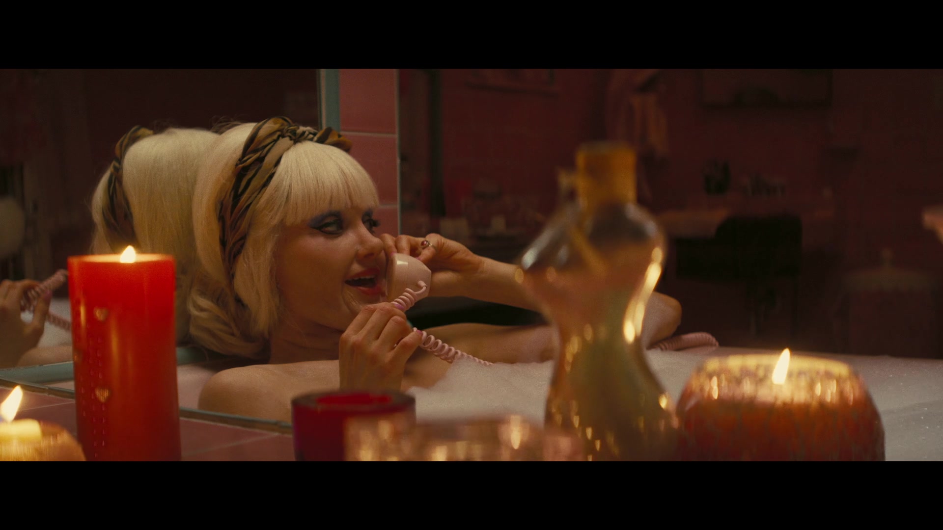 Angelyne_S01E04_The_Tease_1080p_ERW_002391.jpg