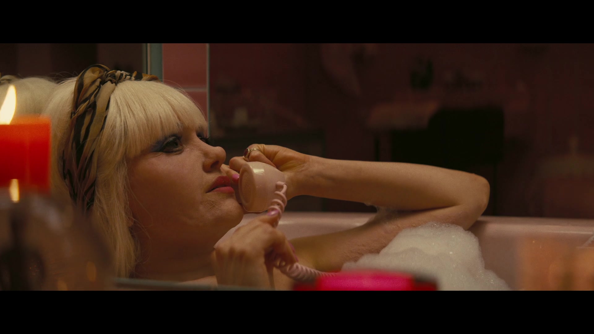 Angelyne_S01E04_The_Tease_1080p_ERW_002435.jpg
