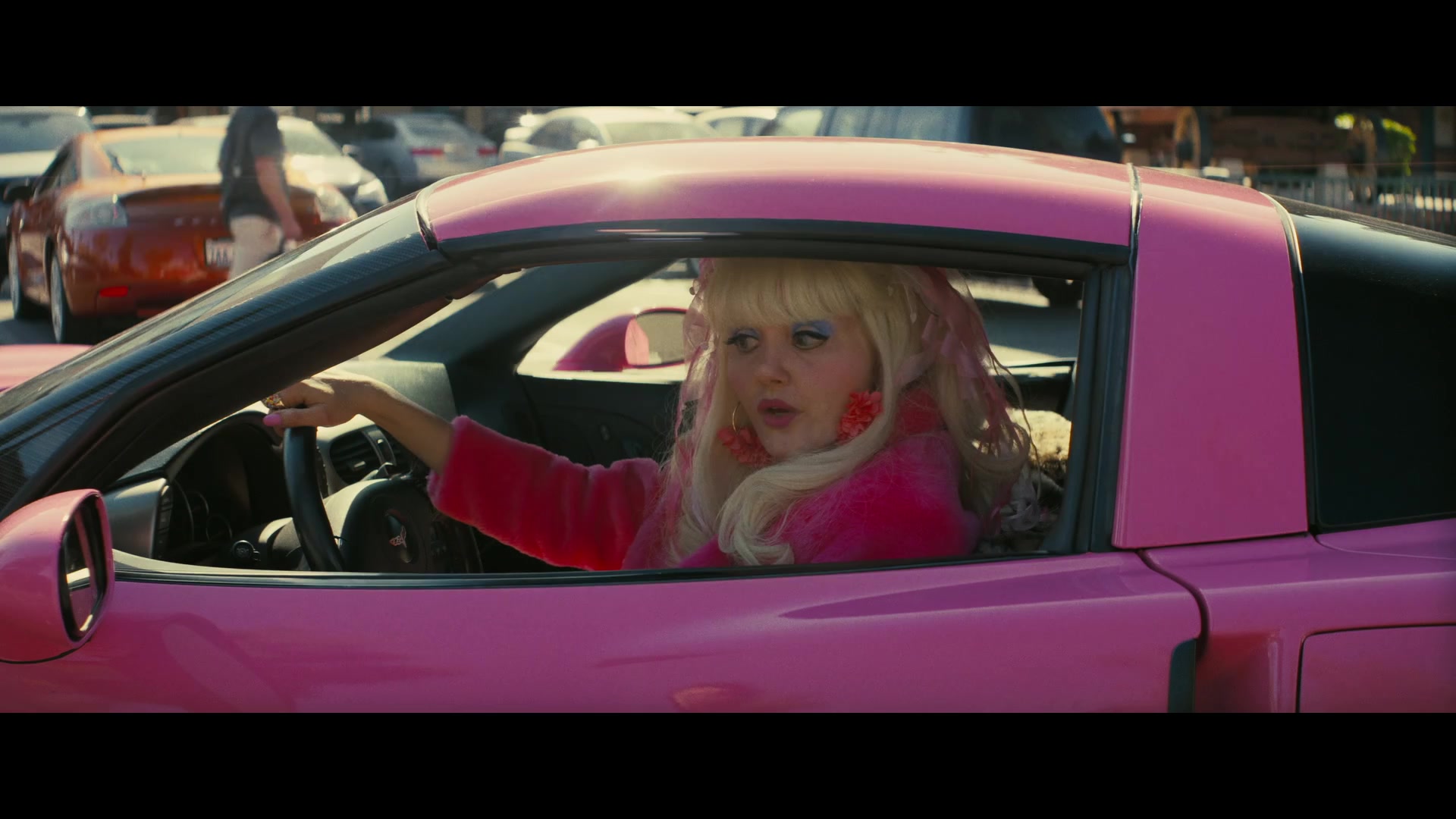Angelyne_S01E04_The_Tease_1080p_ERW_003018.jpg
