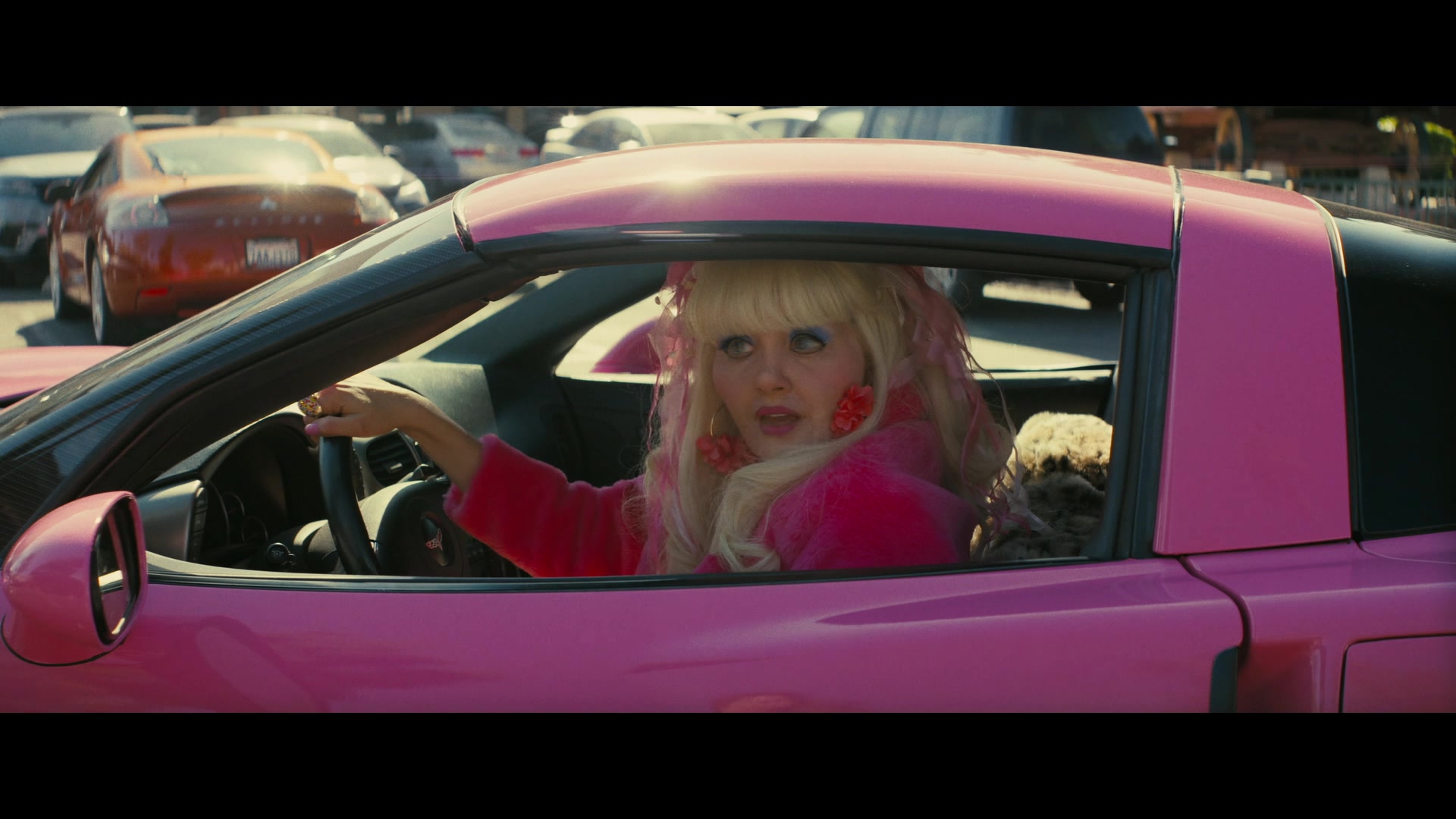 Angelyne_S01E04_The_Tease_1080p_ERW_003101.jpg