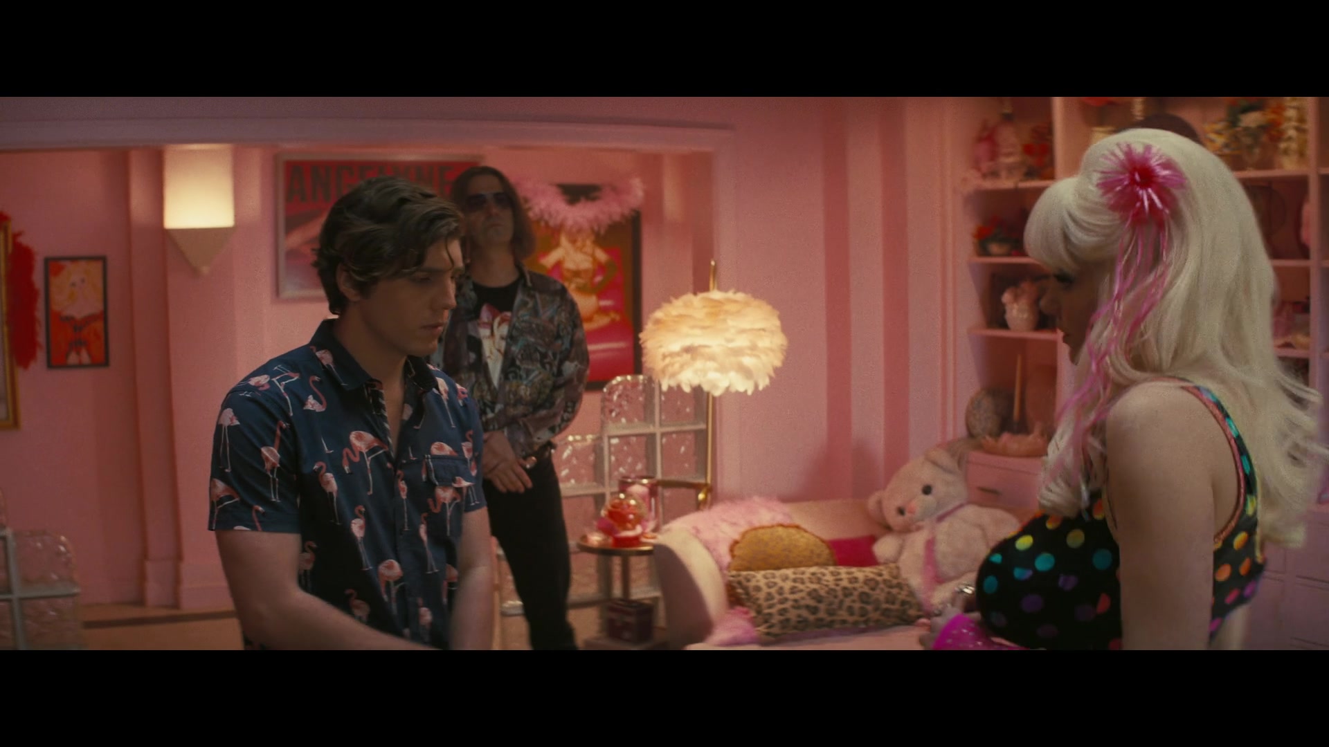 Angelyne_S01E04_The_Tease_1080p_ERW_003492.jpg