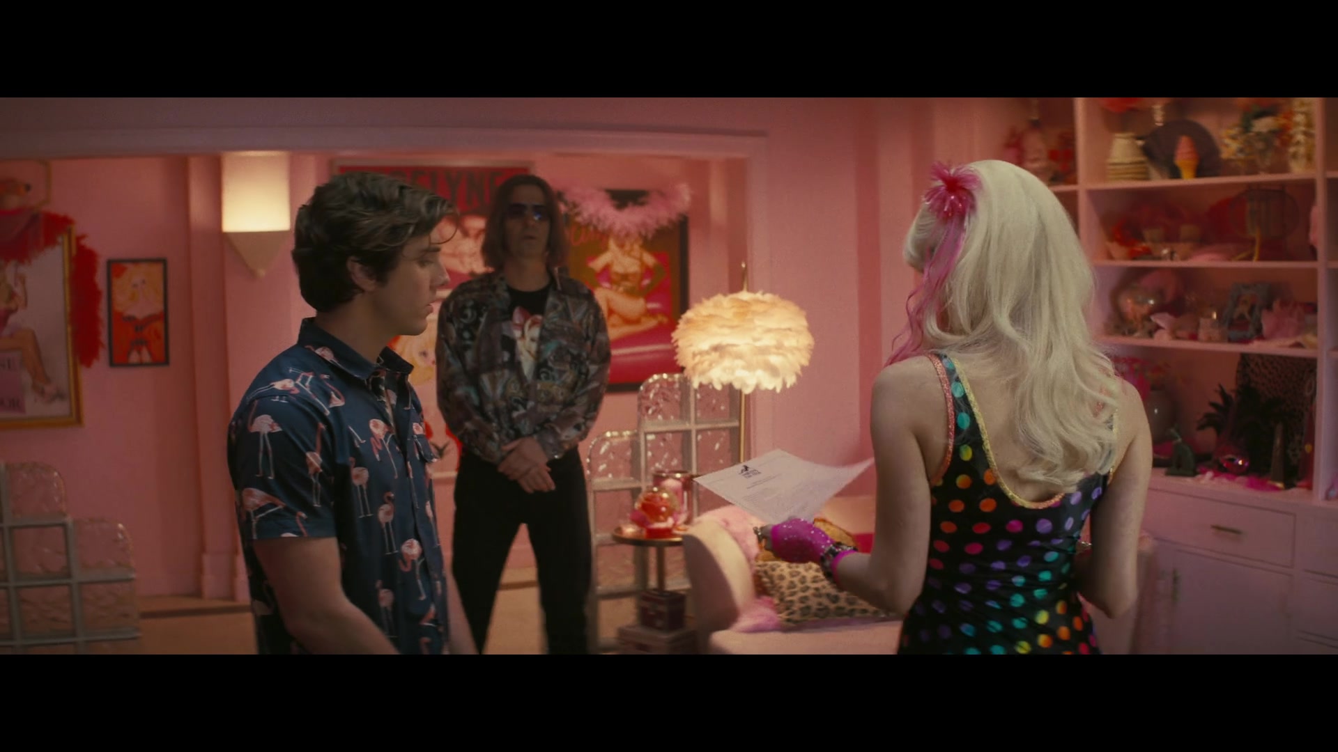Angelyne_S01E04_The_Tease_1080p_ERW_003528.jpg