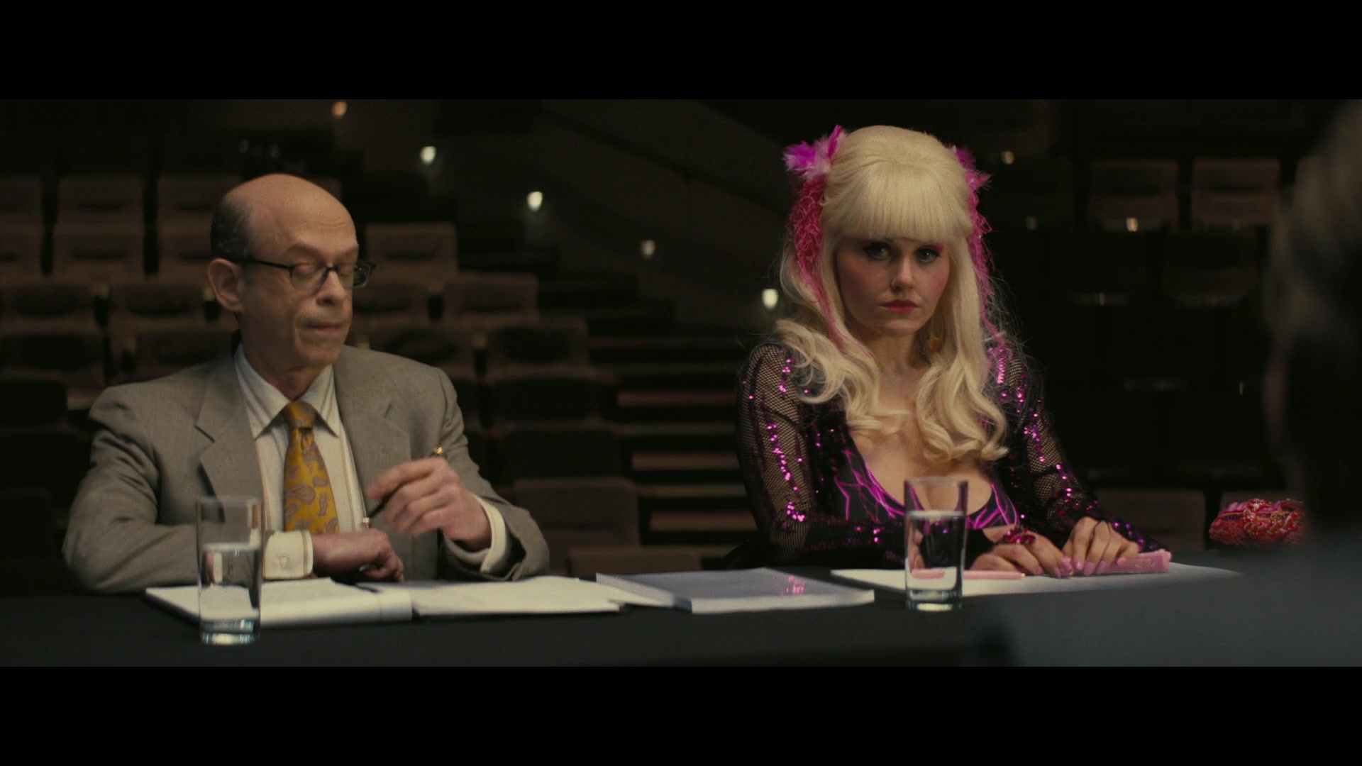 Angelyne_S01E04_The_Tease_1080p_ERW_005029.jpg
