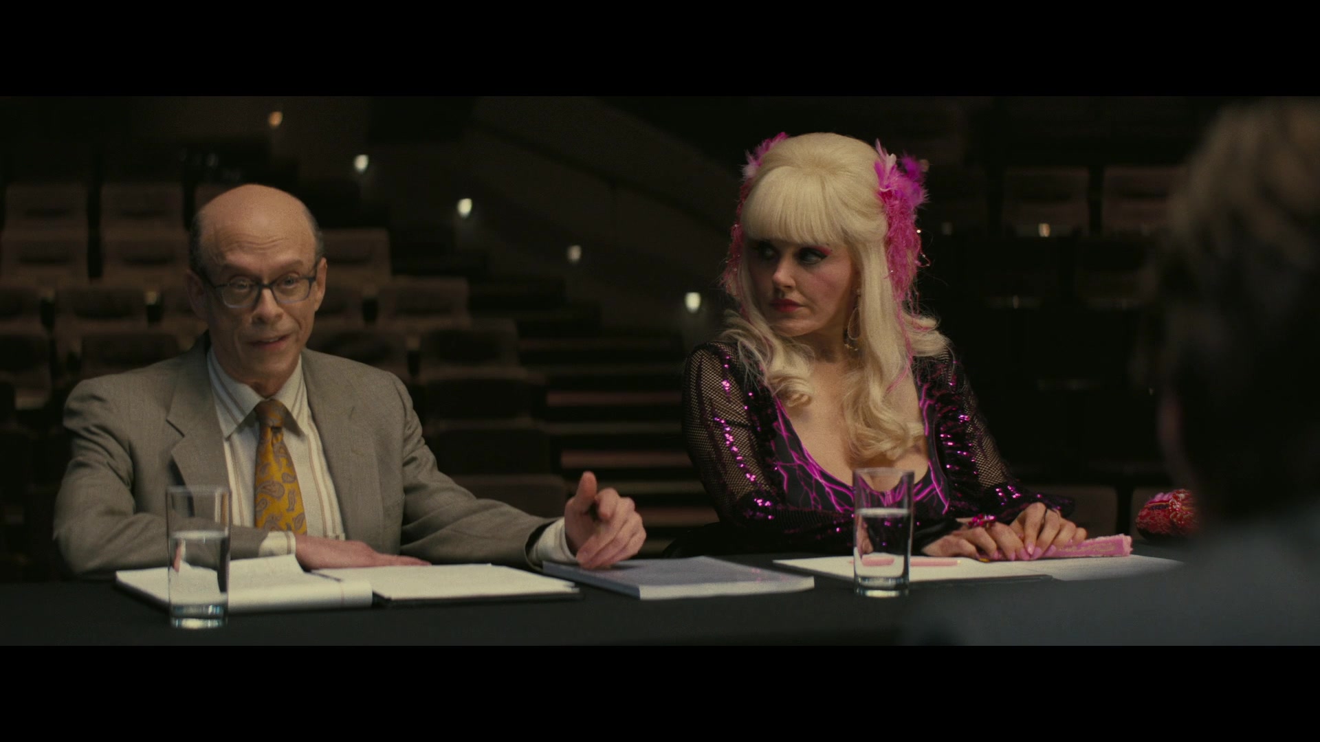 Angelyne_S01E04_The_Tease_1080p_ERW_005201.jpg