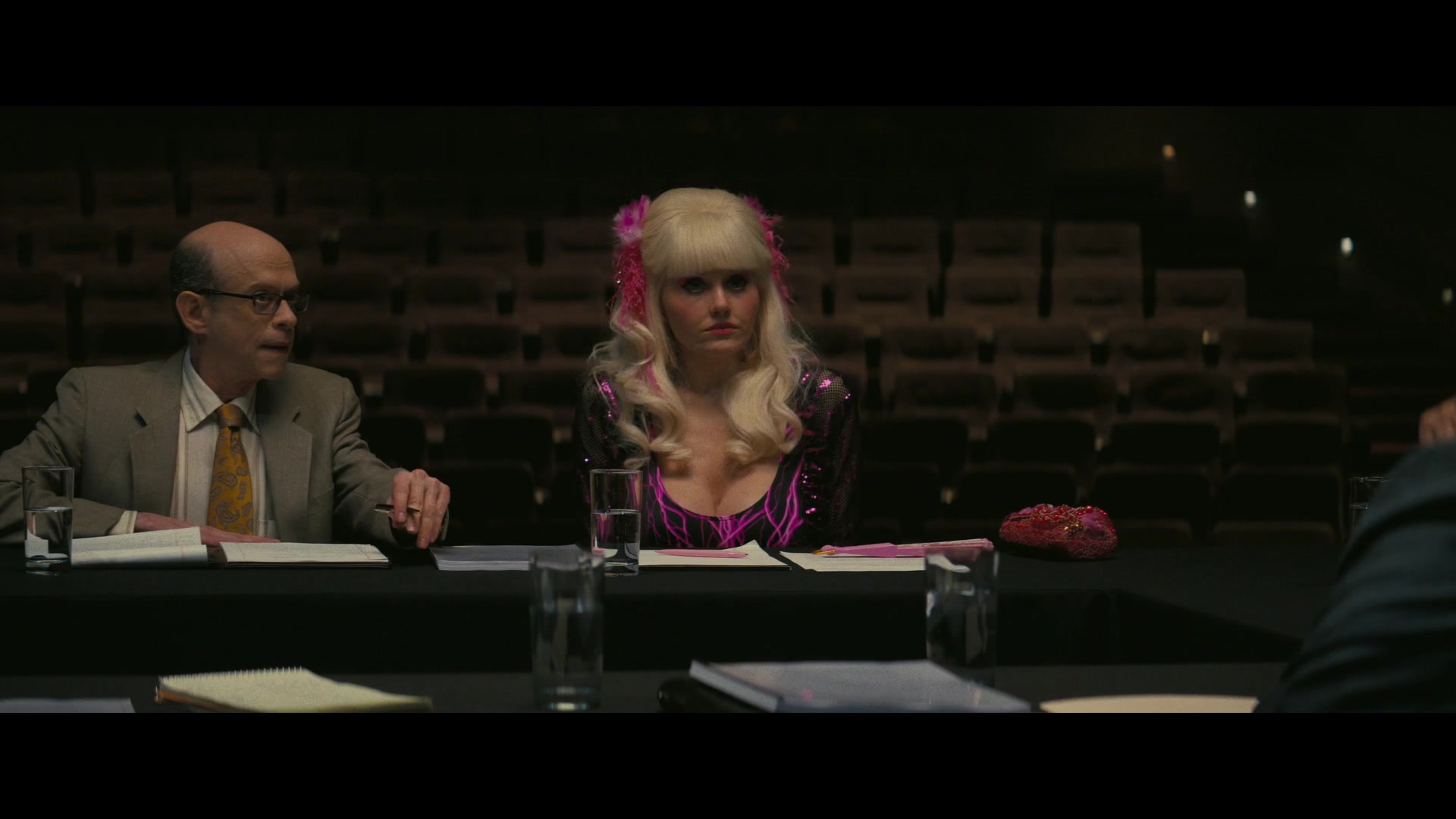 Angelyne_S01E04_The_Tease_1080p_ERW_005232.jpg