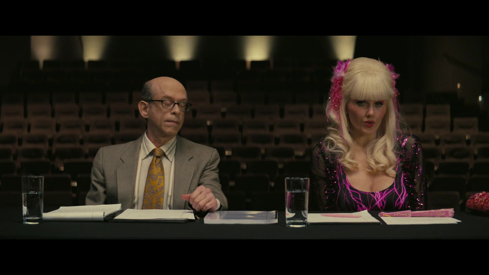 Angelyne_S01E04_The_Tease_1080p_ERW_005459.jpg