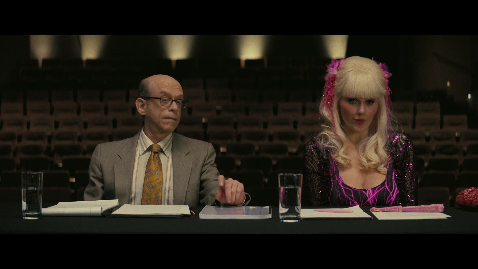 Angelyne_S01E04_The_Tease_1080p_ERW_005461.jpg