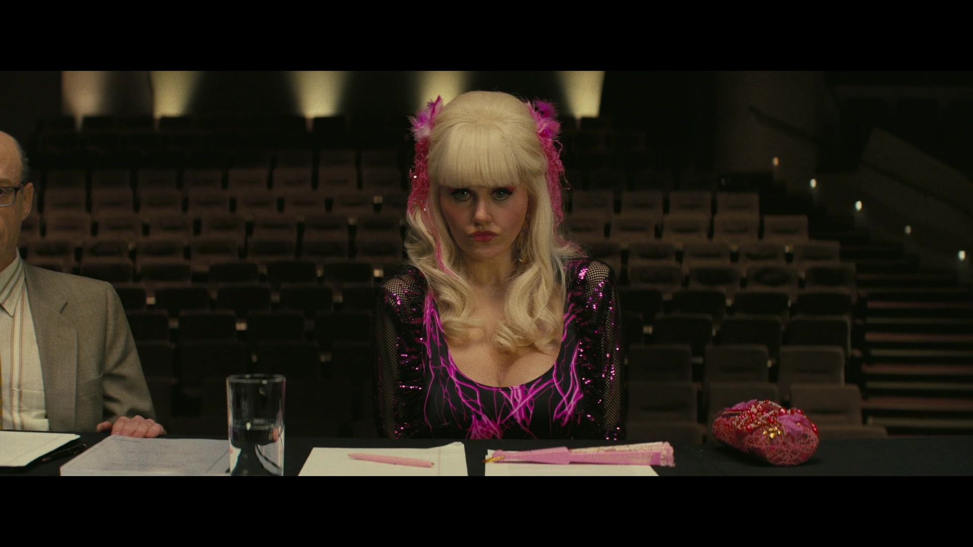 Angelyne_S01E04_The_Tease_1080p_ERW_005532.jpg