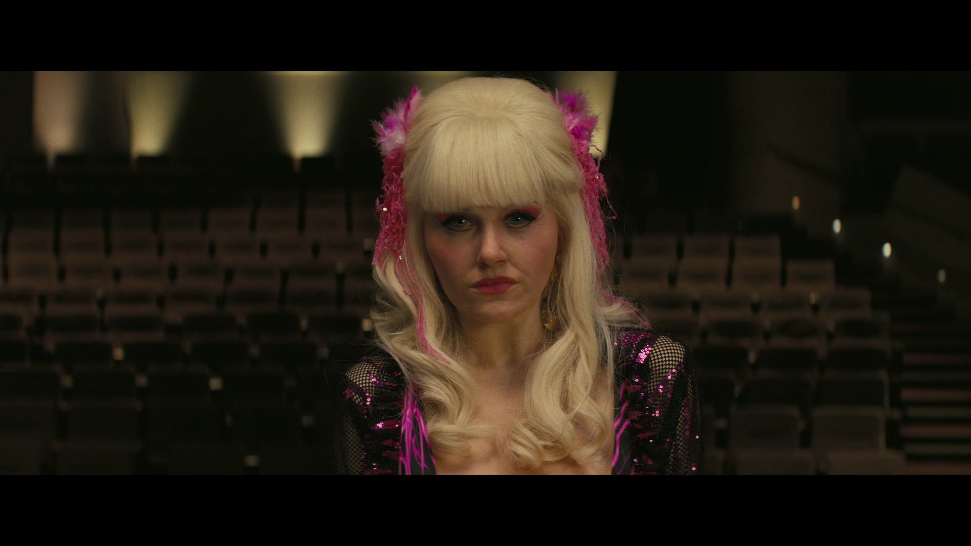 Angelyne_S01E04_The_Tease_1080p_ERW_005636.jpg