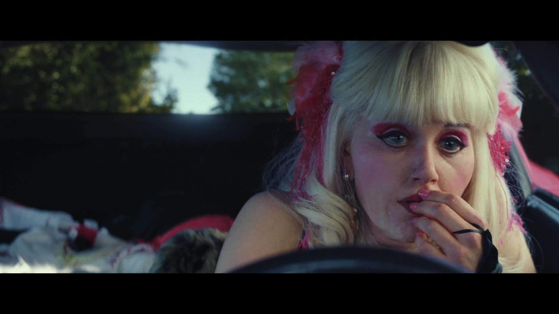Angelyne_S01E04_The_Tease_1080p_ERW_006260.jpg Angelyne_S01E04_The_Tease_1080p_ERW_006260.jpg