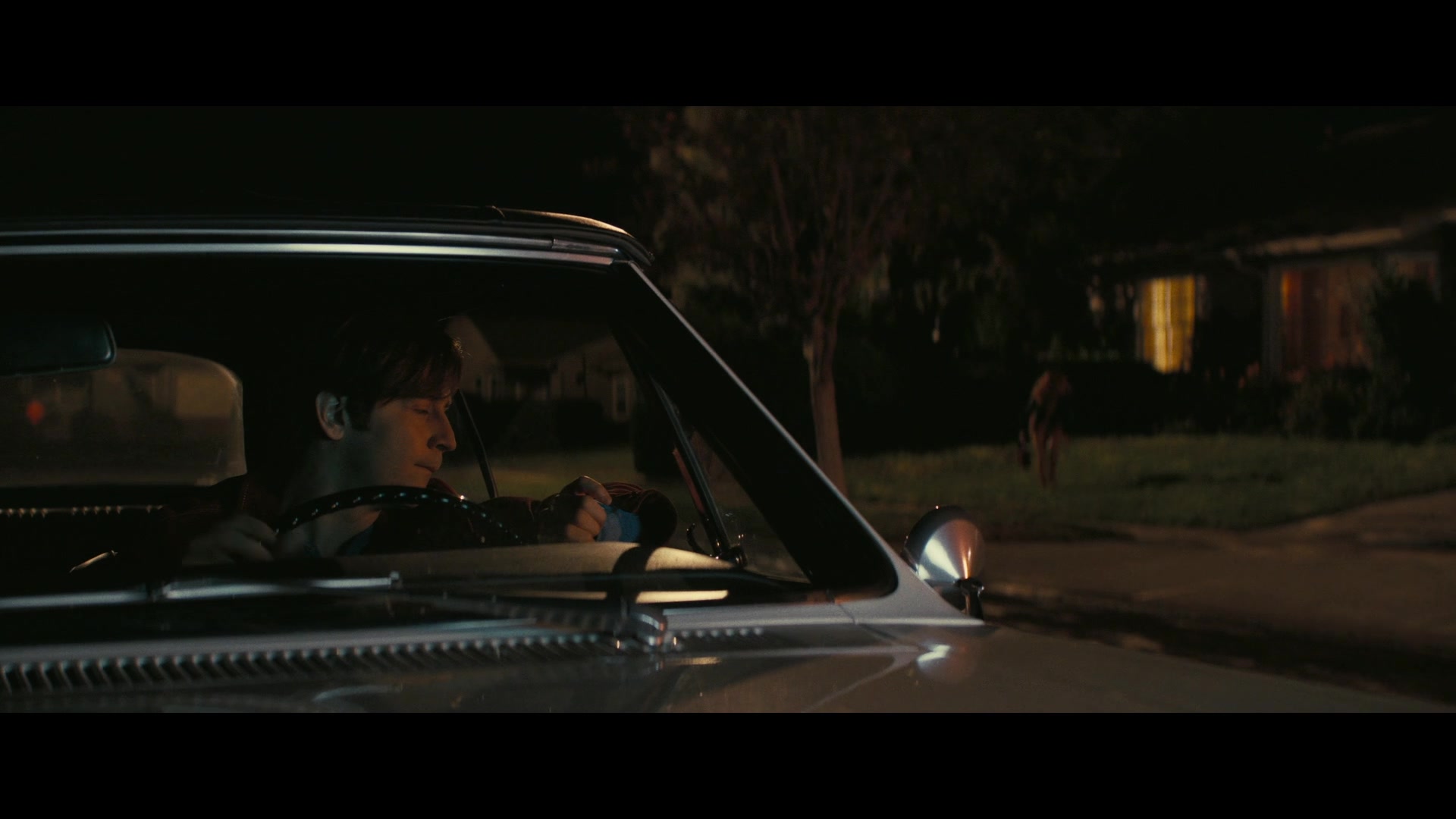 Angelyne_S01E05_Pink_Clouds_1080p_ERW_002611.jpg