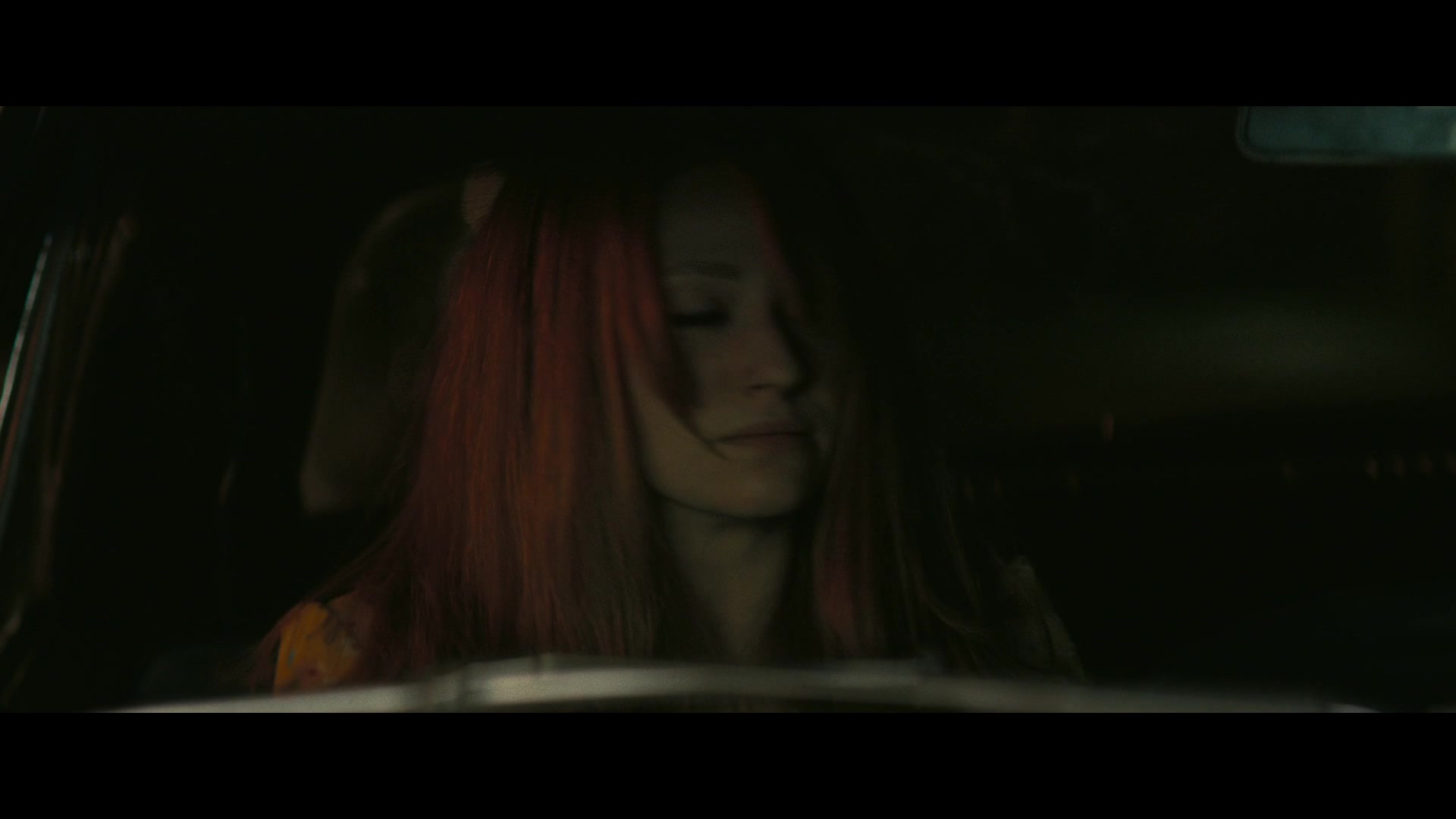 Angelyne_S01E05_Pink_Clouds_1080p_ERW_003705.jpg