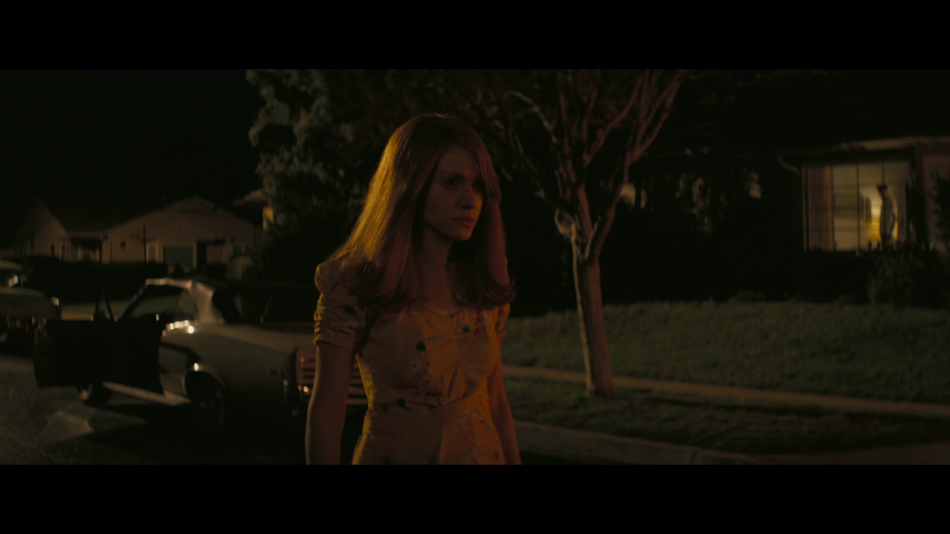 Angelyne_S01E05_Pink_Clouds_1080p_ERW_003735.jpg