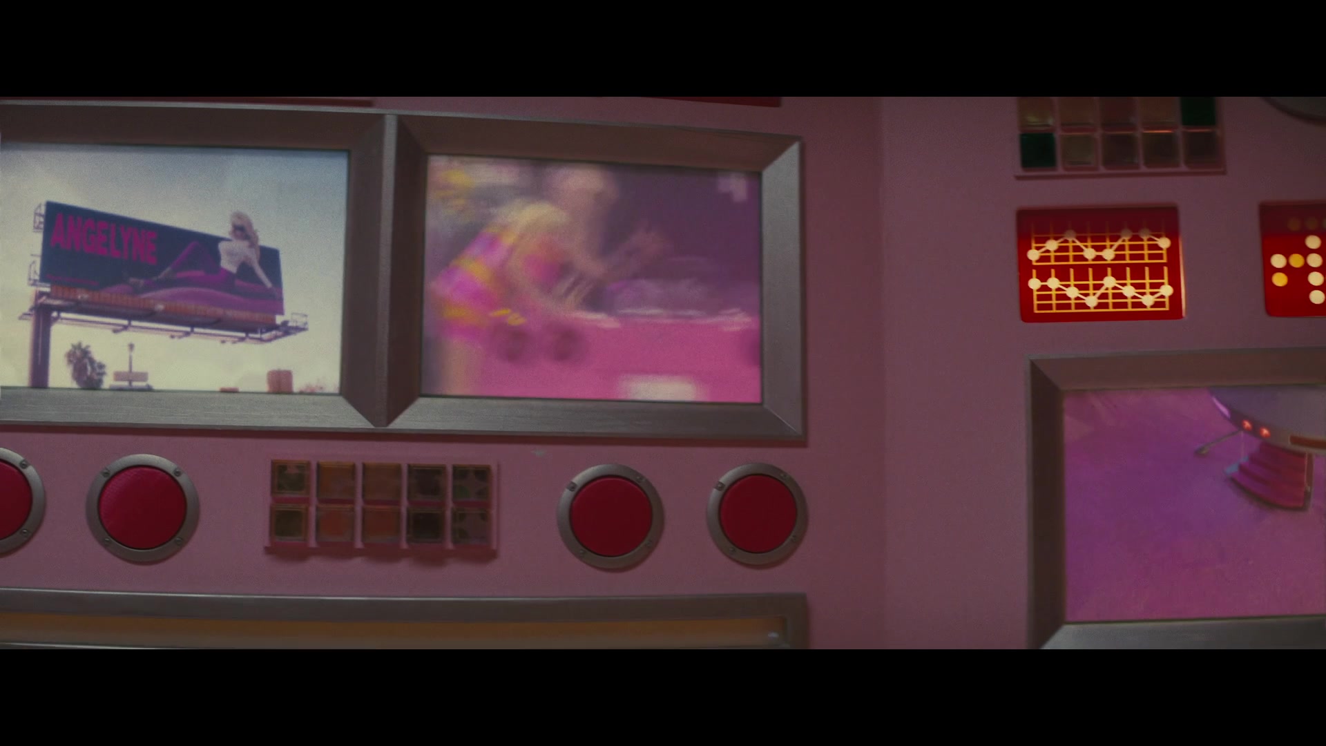 Angelyne_S01E05_Pink_Clouds_1080p_ERW_004639.jpg