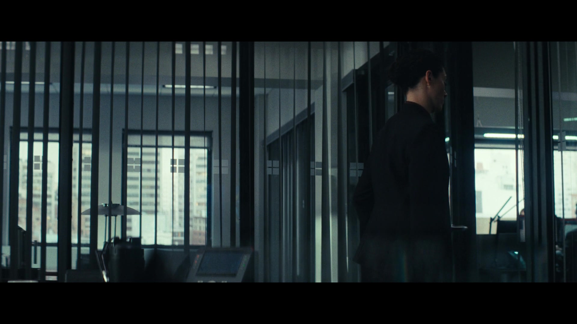Furious_S01E01_The_Gorgon_1080p_ERW_001131.jpg