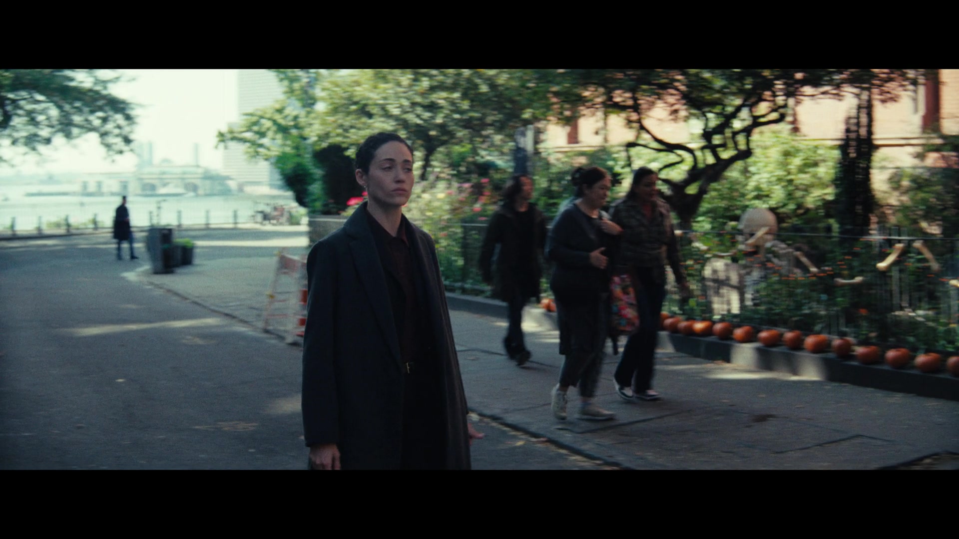 Furious_S01E01_The_Gorgon_1080p_ERW_001164.jpg
