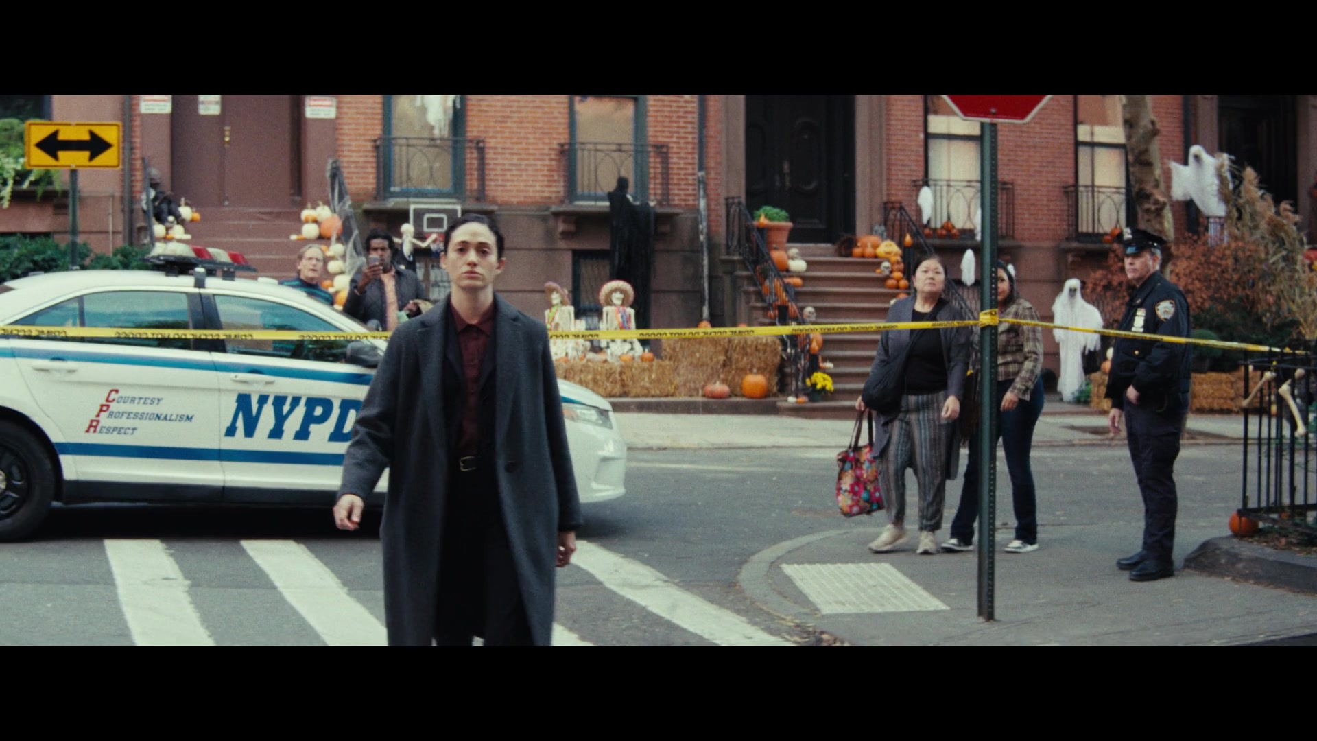Furious_S01E01_The_Gorgon_1080p_ERW_001182.jpg