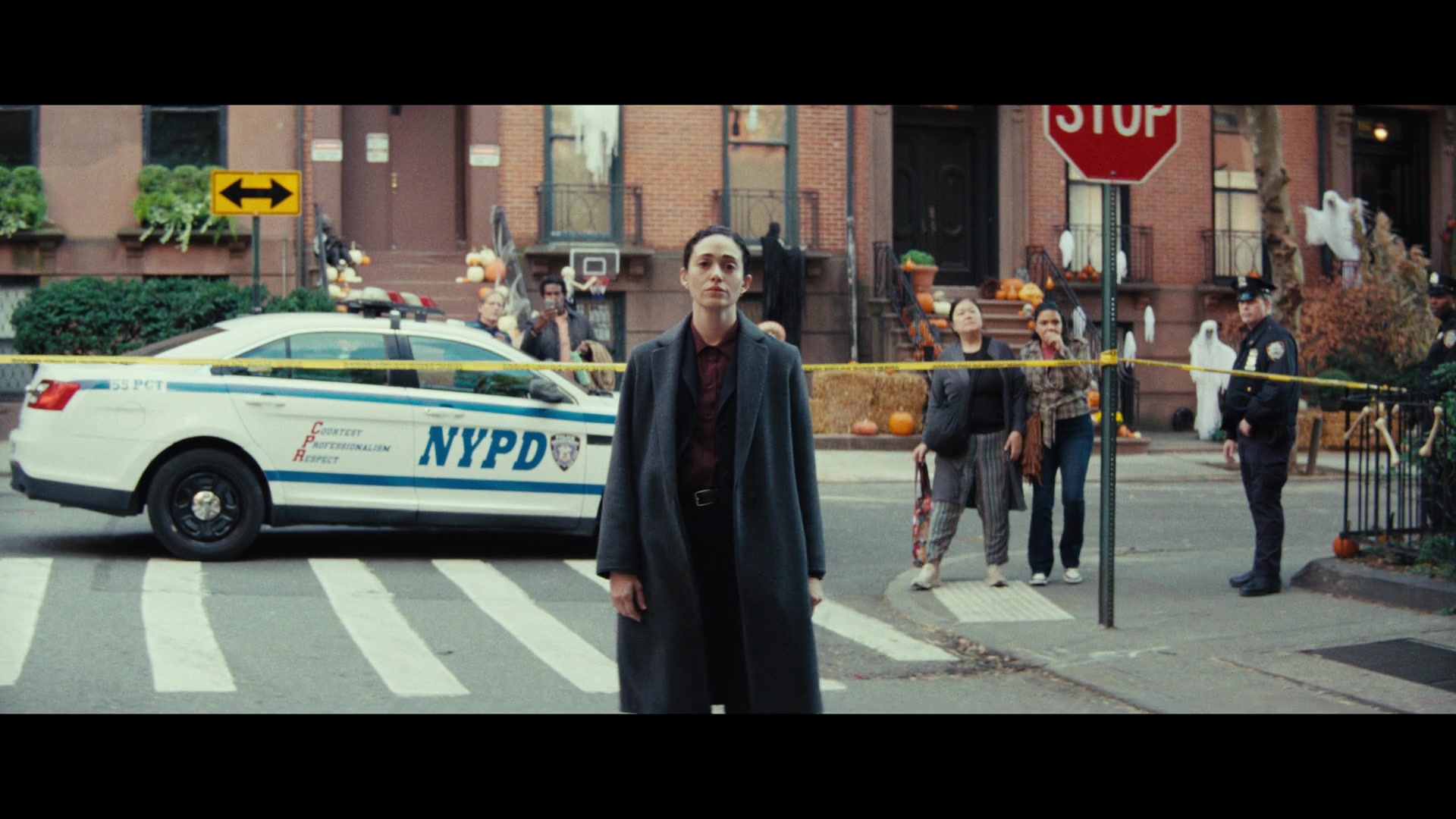 Furious_S01E01_The_Gorgon_1080p_ERW_001187.jpg