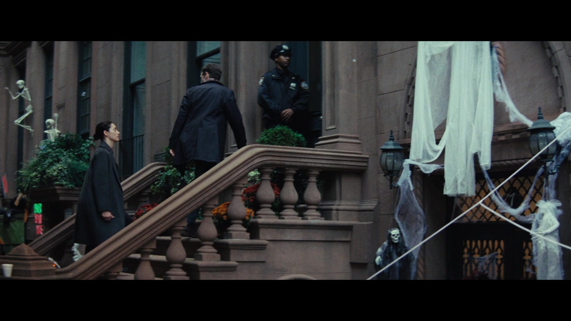 Furious_S01E01_The_Gorgon_1080p_ERW_001329.jpg