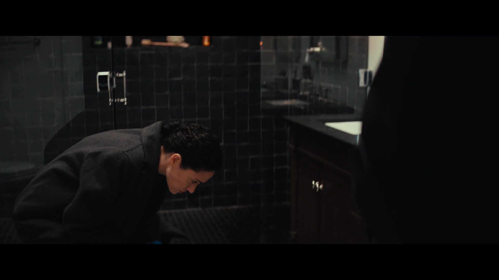 Furious_S01E01_The_Gorgon_1080p_ERW_001584.jpg