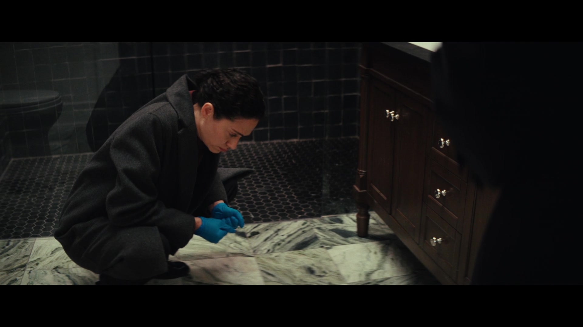 Furious_S01E01_The_Gorgon_1080p_ERW_001591.jpg