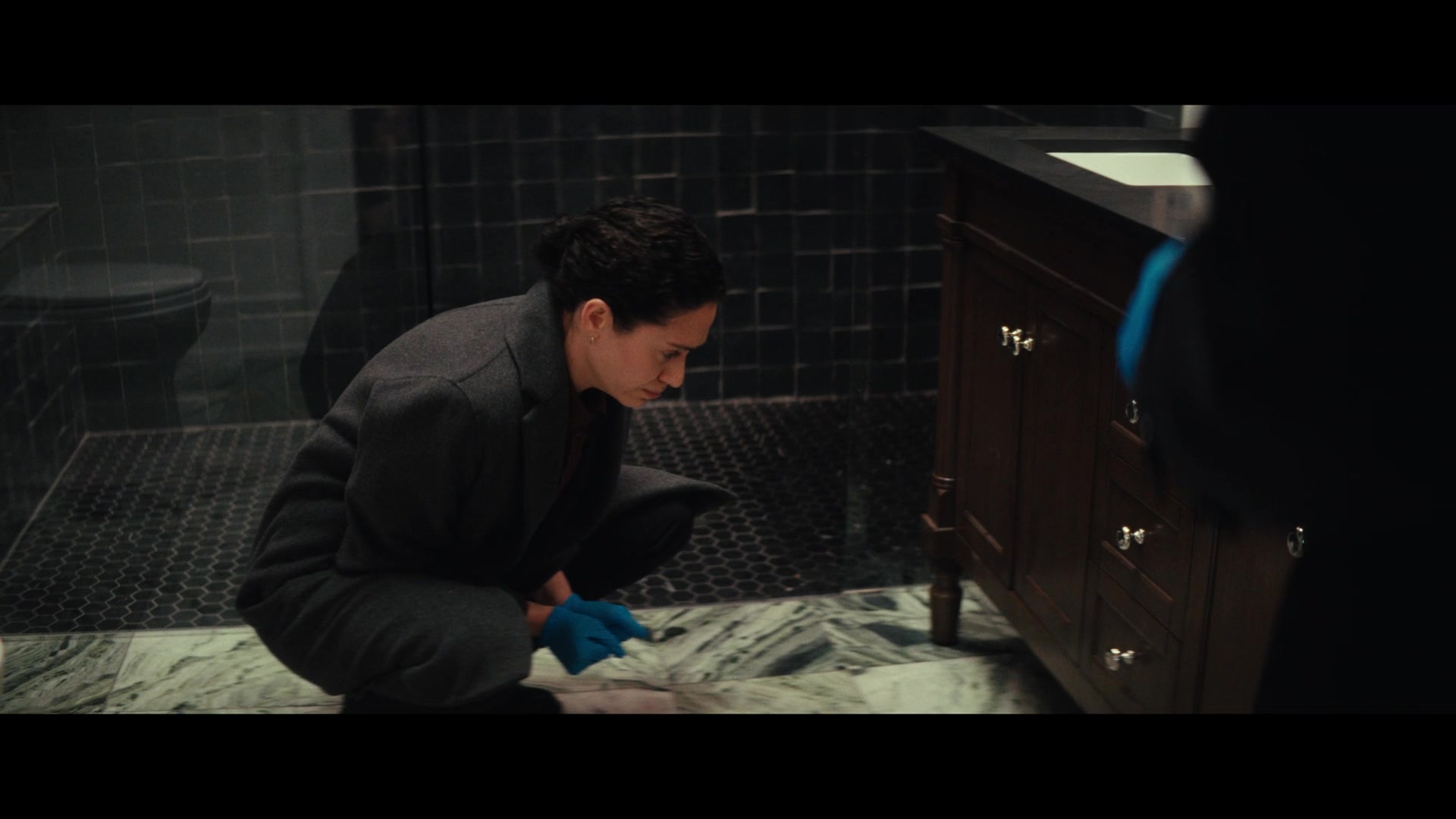 Furious_S01E01_The_Gorgon_1080p_ERW_001599.jpg